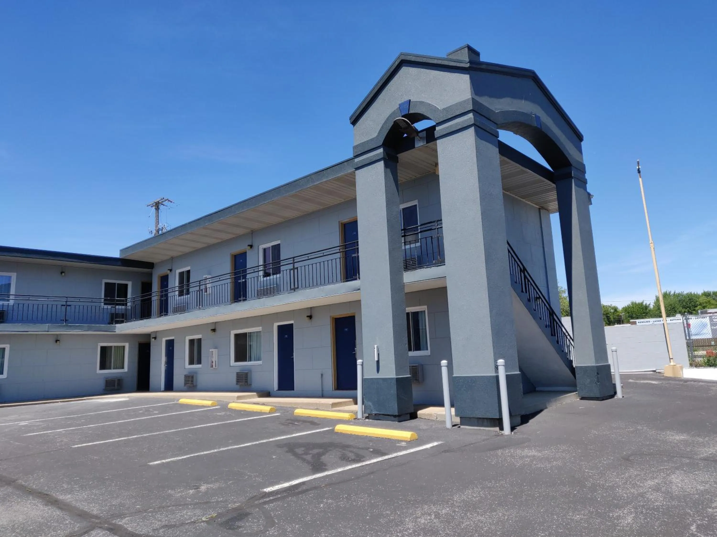 Property building in Cedar Cove