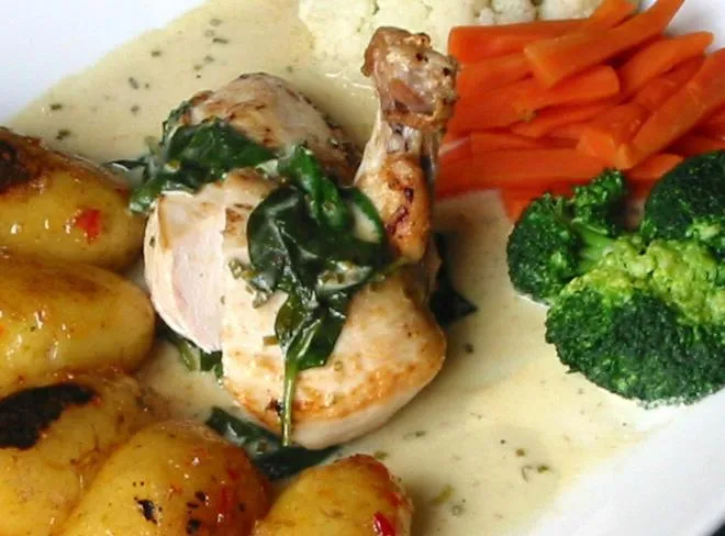 Food in Uno Thames Riverside Hotel By Uno