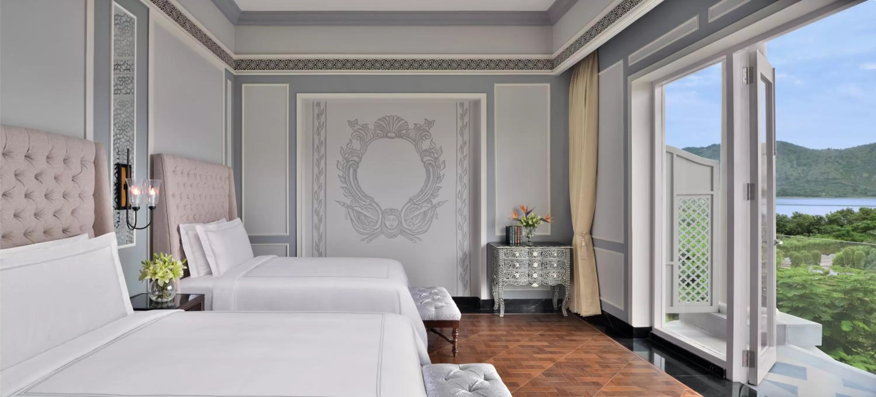 Bedroom, Bed in Raffles Udaipur