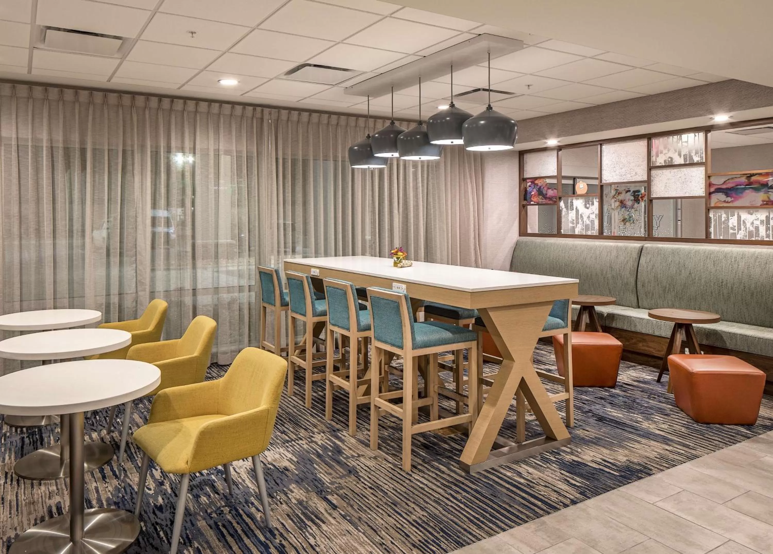 Lobby or reception in Hampton Inn Columbus