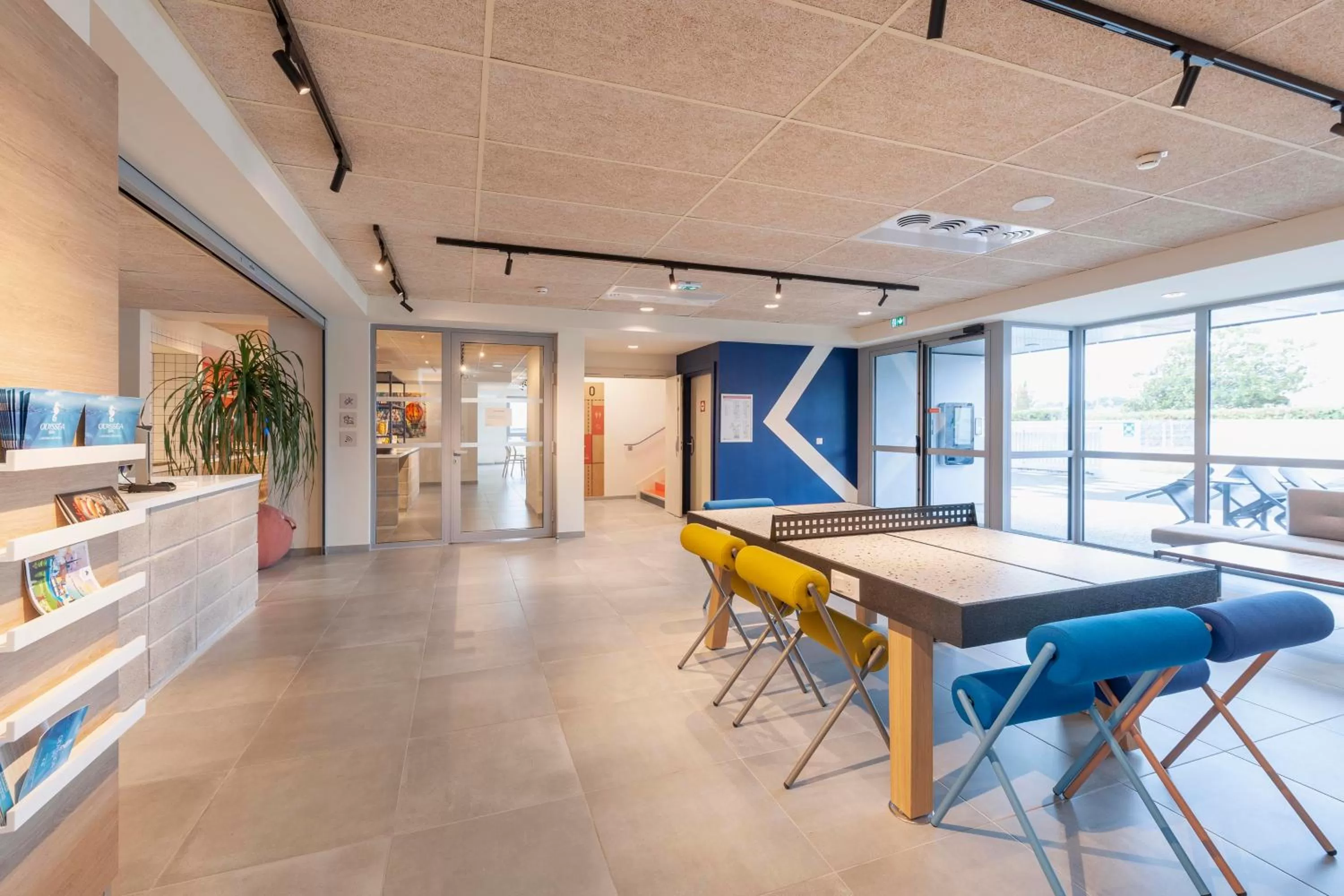 Table tennis in Hotel ibis Mont De Marsan