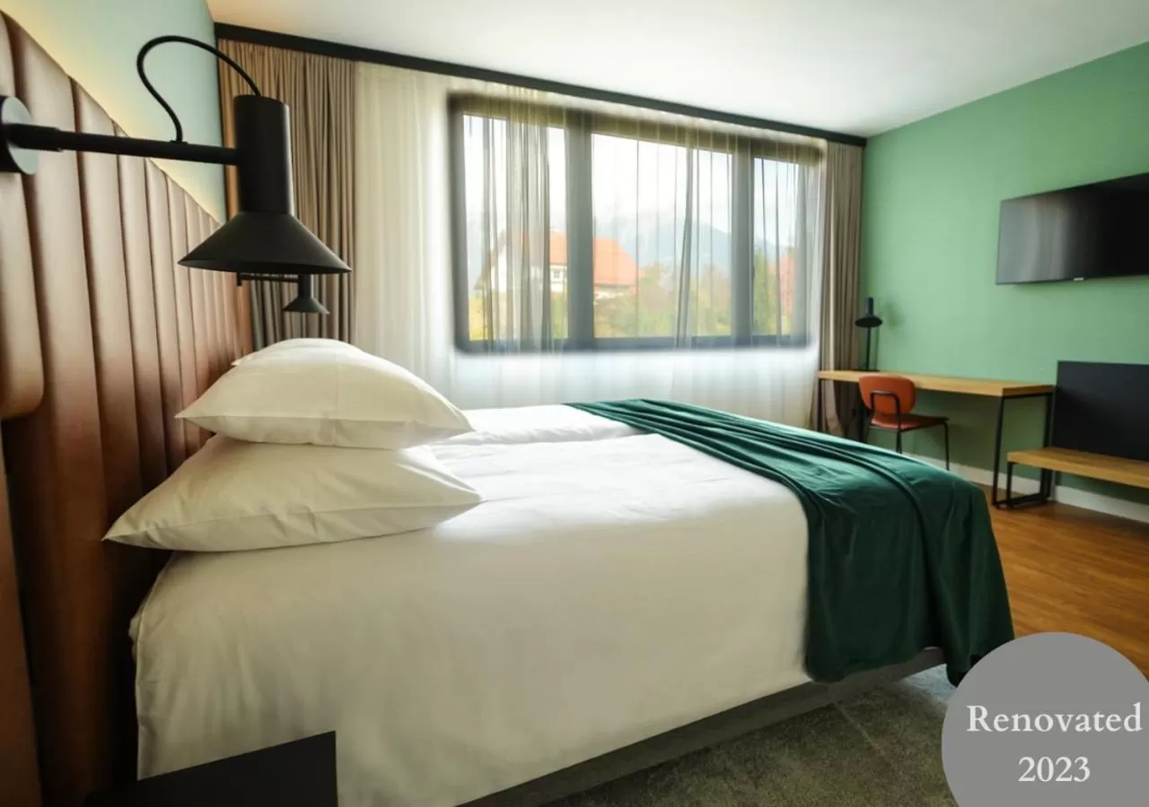 Photo of the whole room, Bed in Hotel Astoria Superior