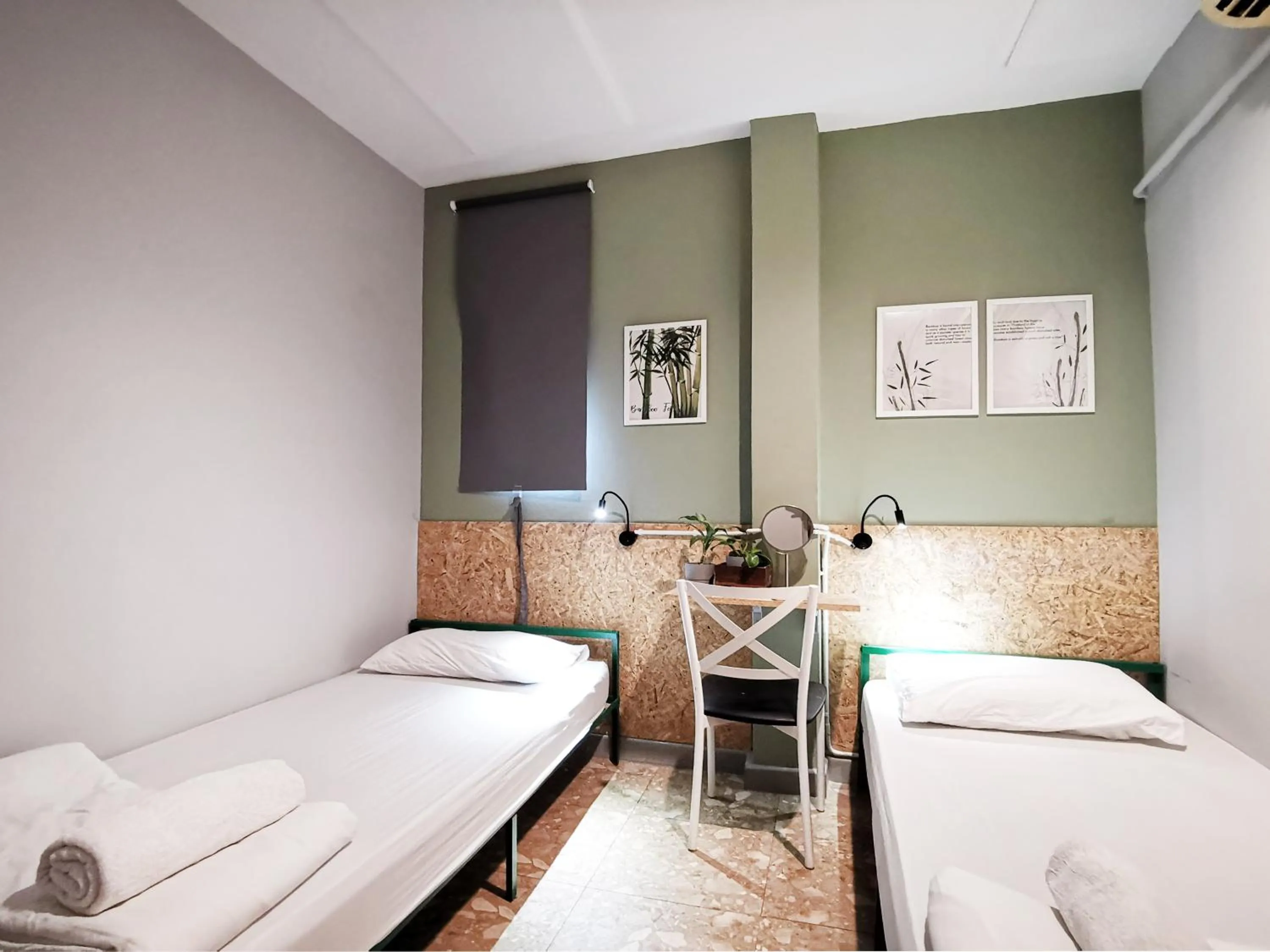 Photo of the whole room, Bed in O Nidra House