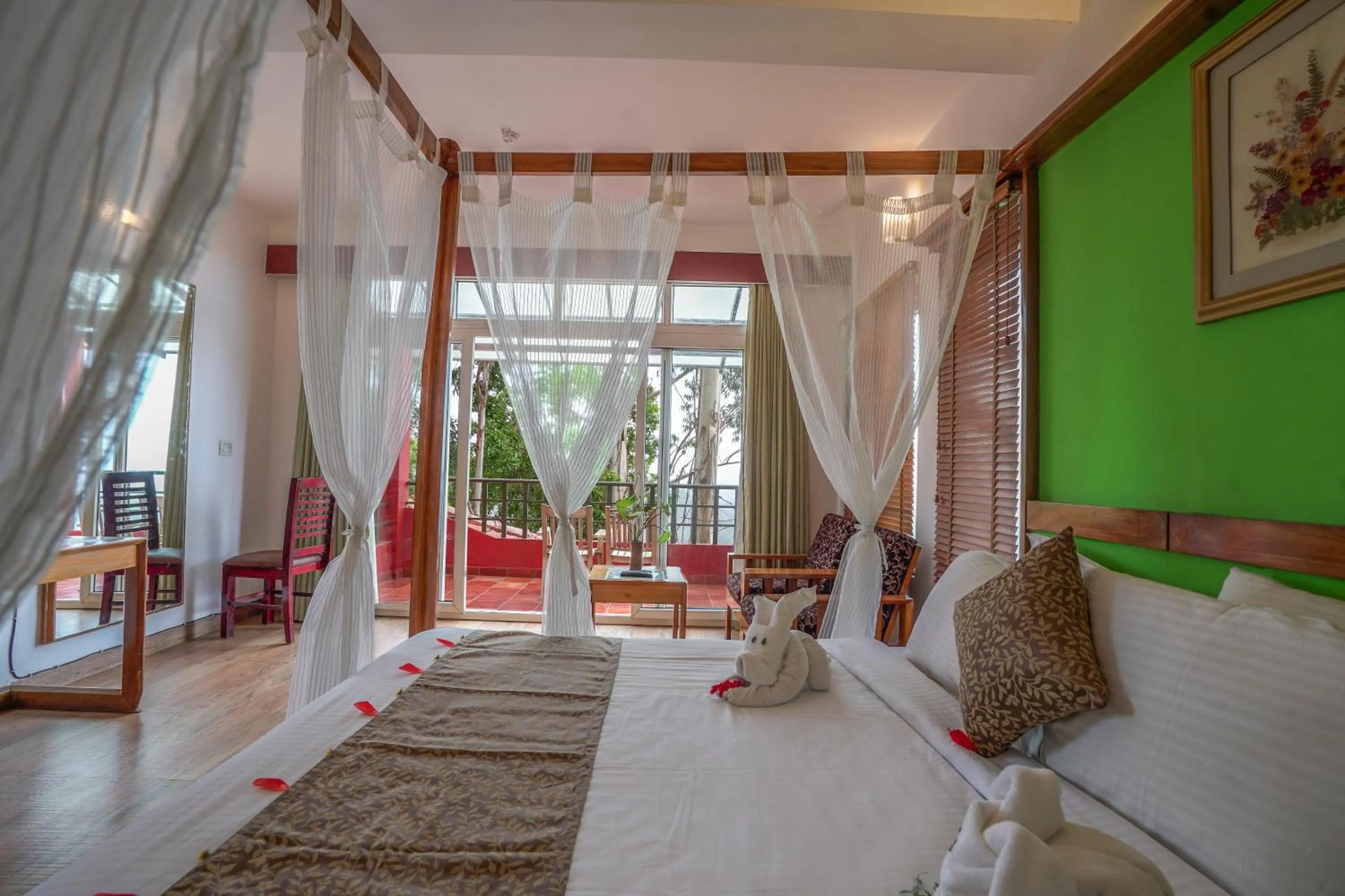 Bed in Tea Valley Resort, Munnar