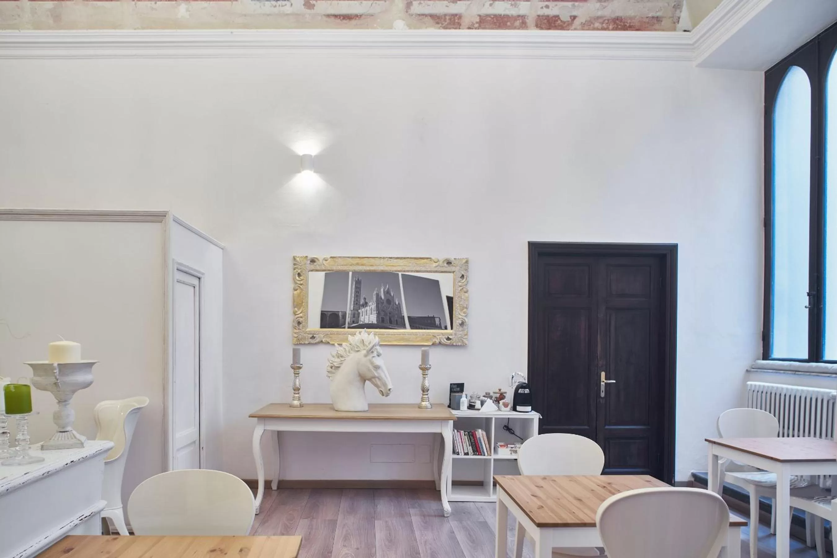 Breakfast in Palazzo del Magnifico B&B