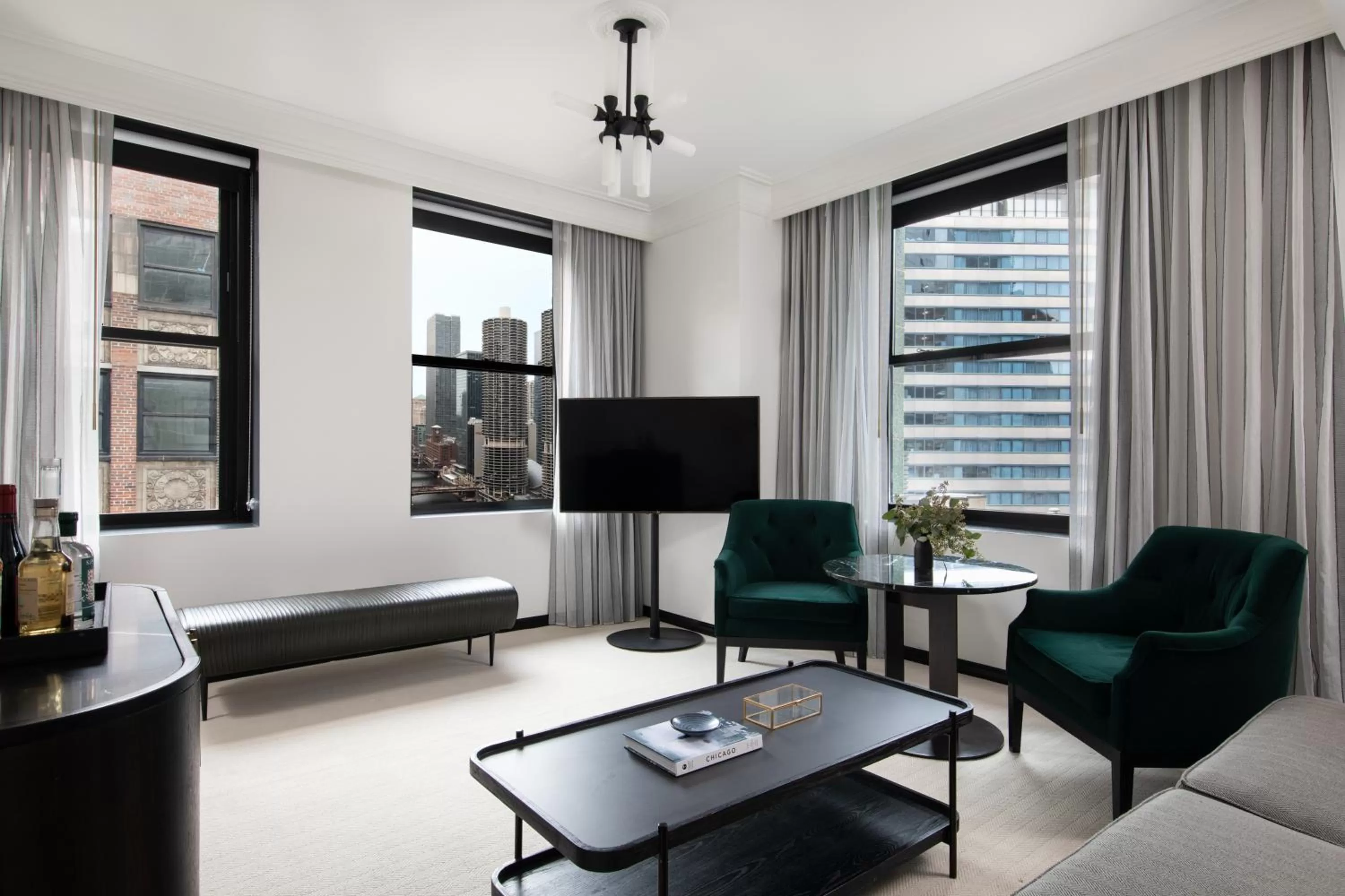 River view in Pendry Chicago