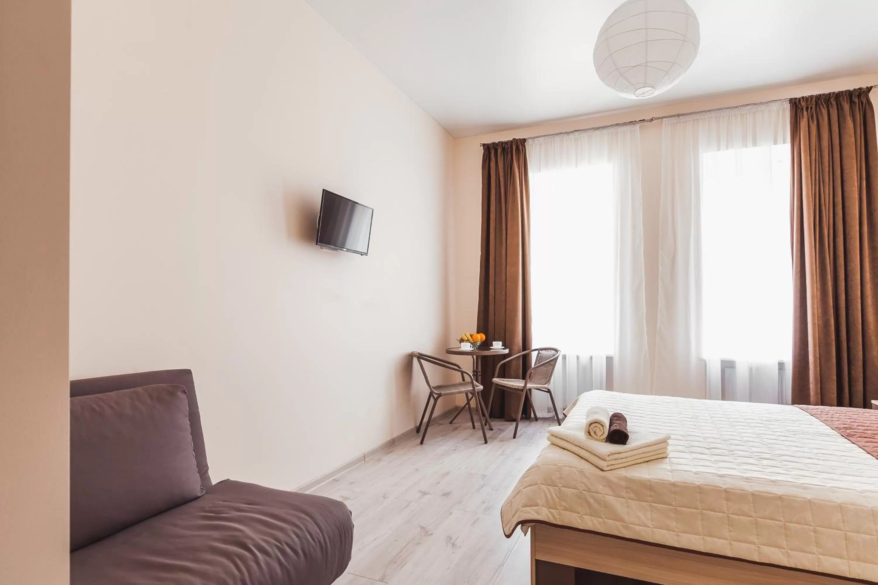 Bed in Apartments near Deribasovskaya