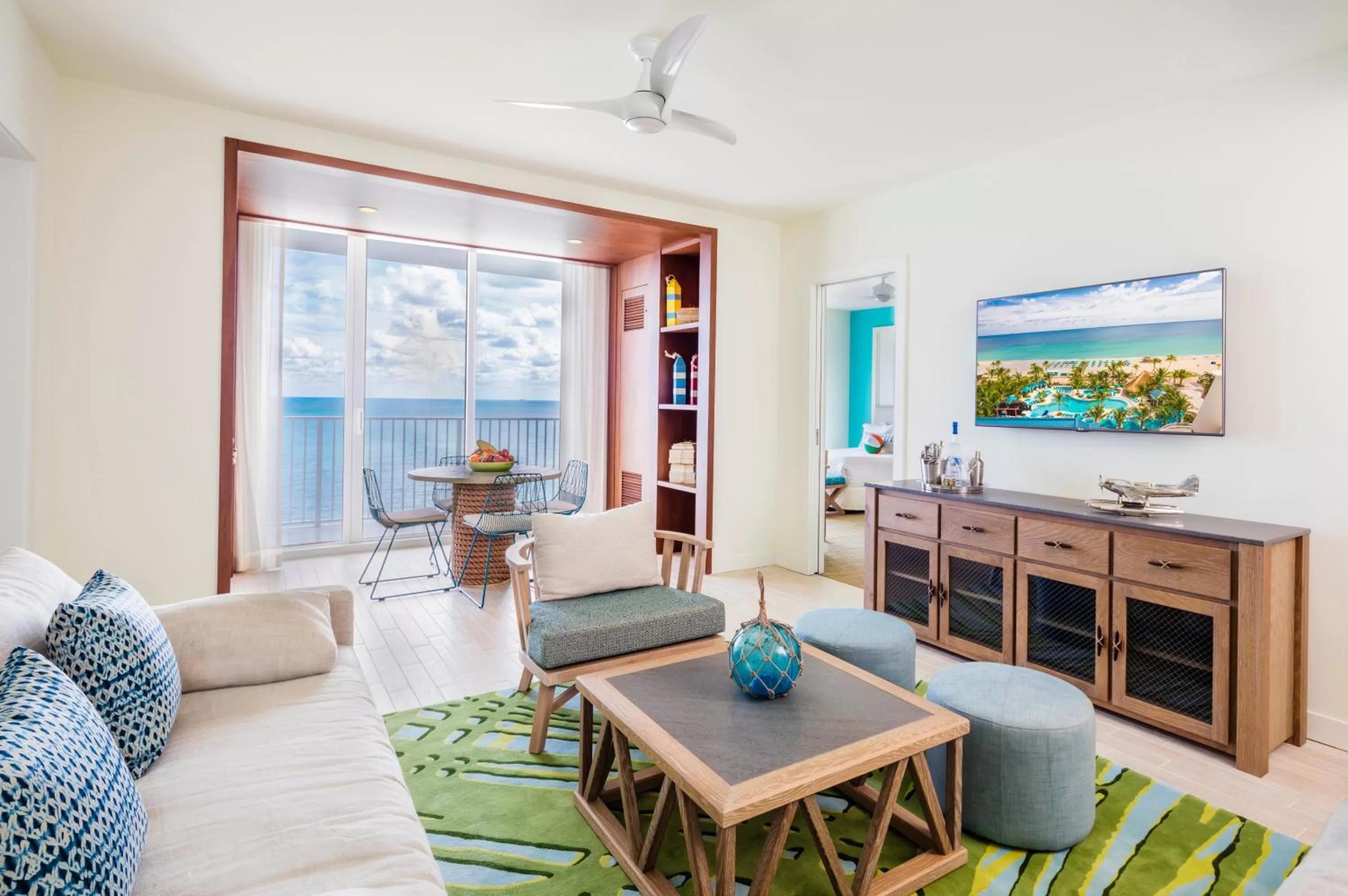 Living room in Margaritaville Hollywood Beach Resort