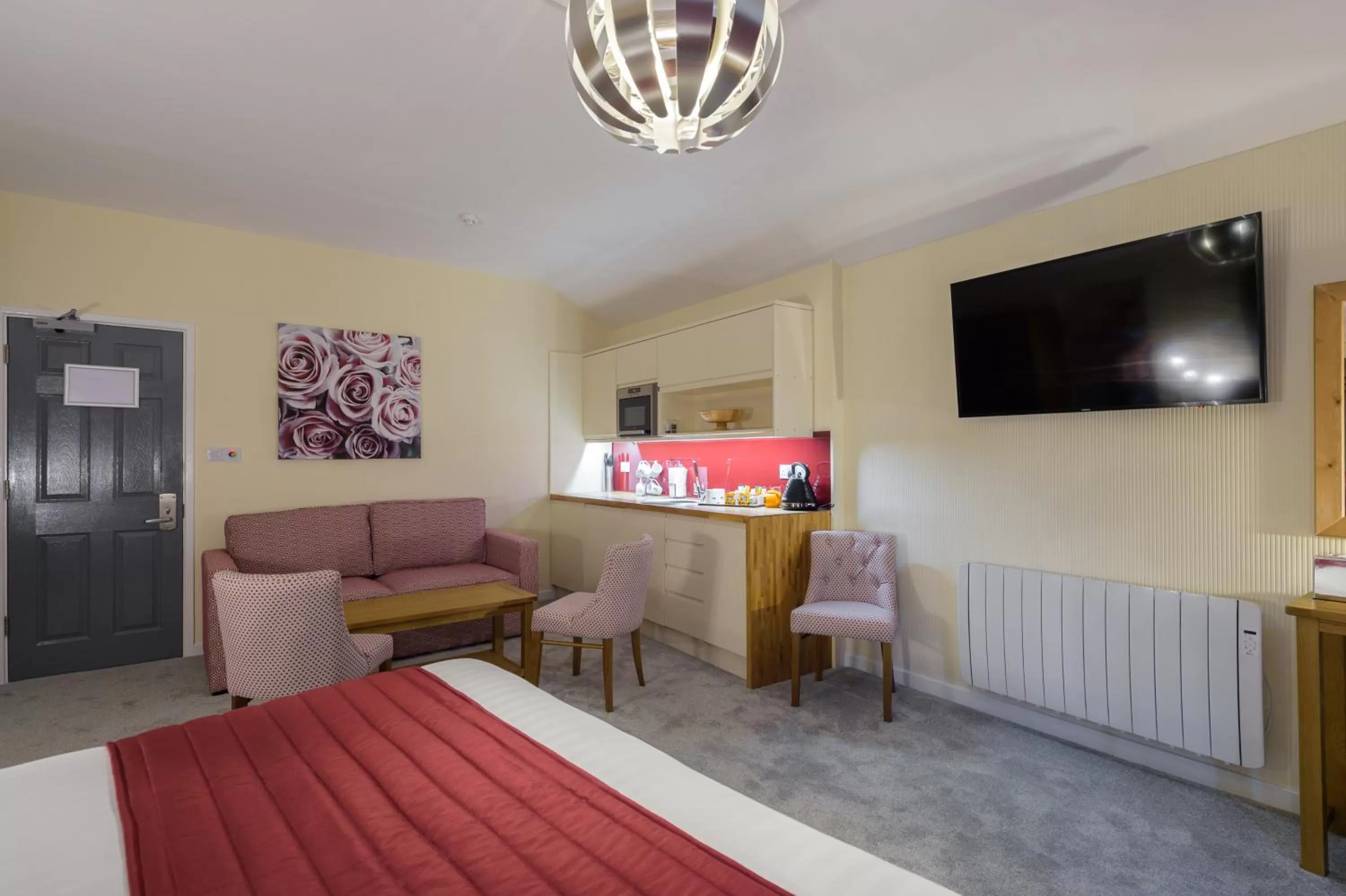 Kitchen or kitchenette in Best Western Fowey Valley