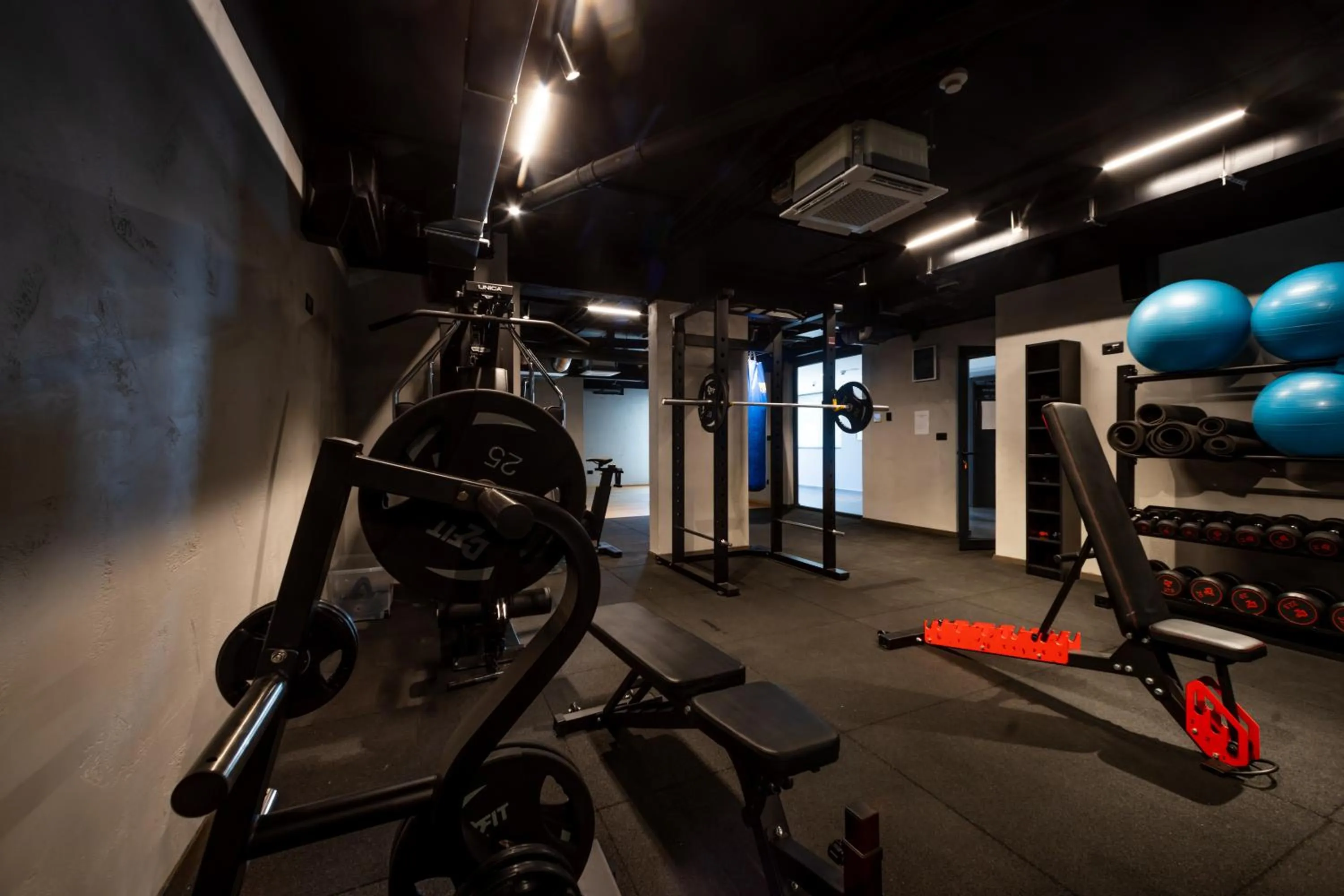 Fitness centre/facilities in Royal Blue Resort & Residences