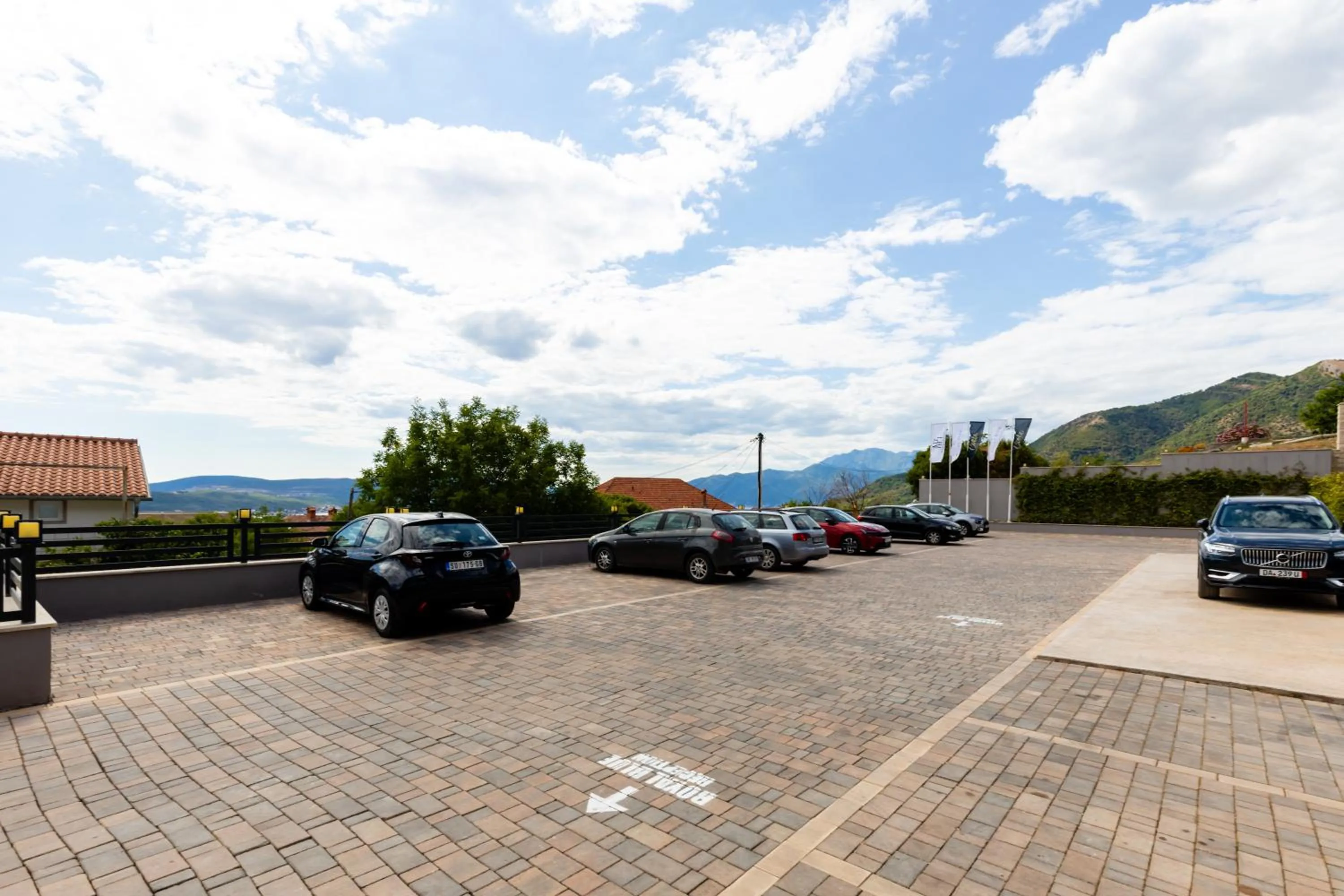 Parking in Royal Blue Resort & Residences