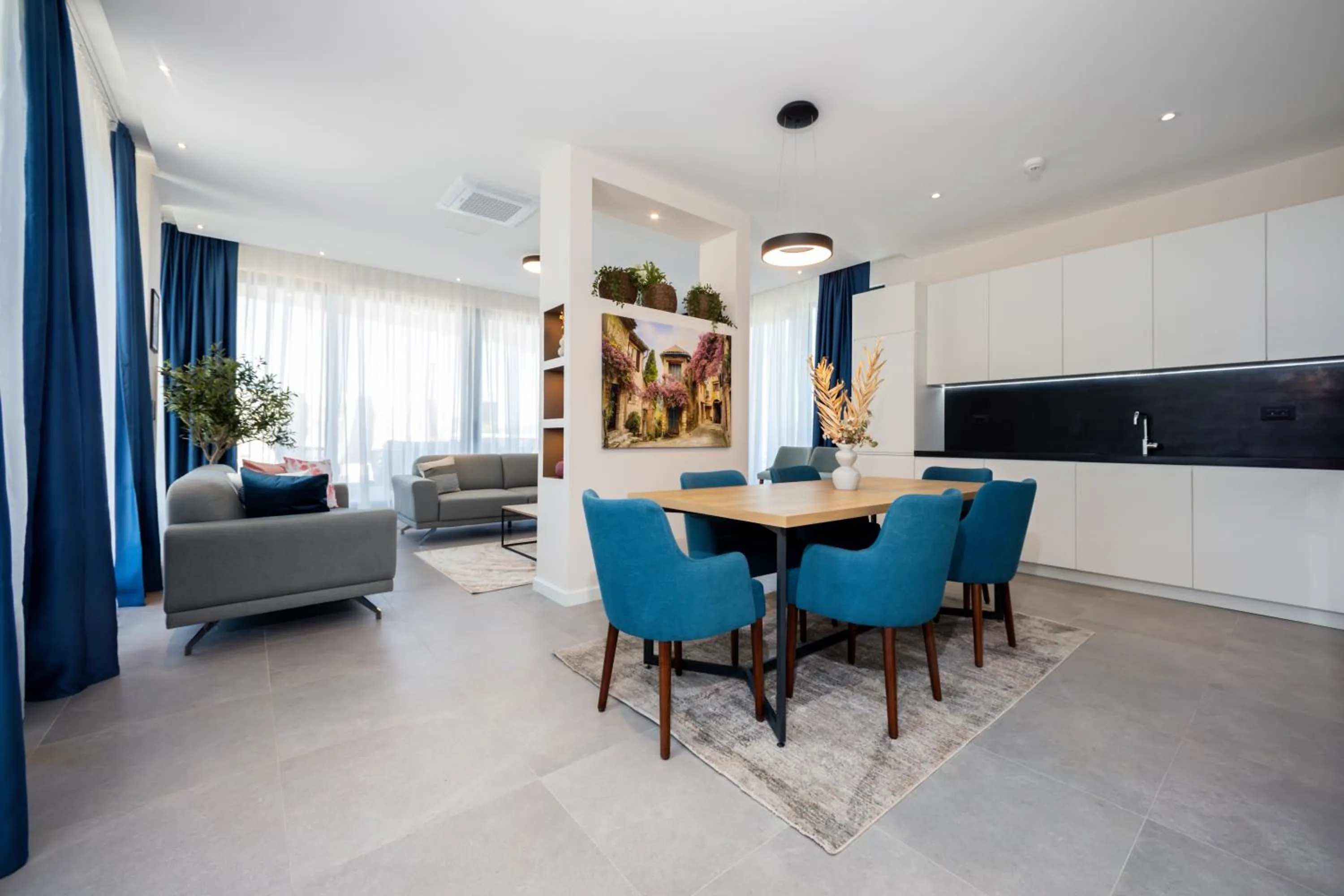 Kitchen or kitchenette in Royal Blue Resort & Residences