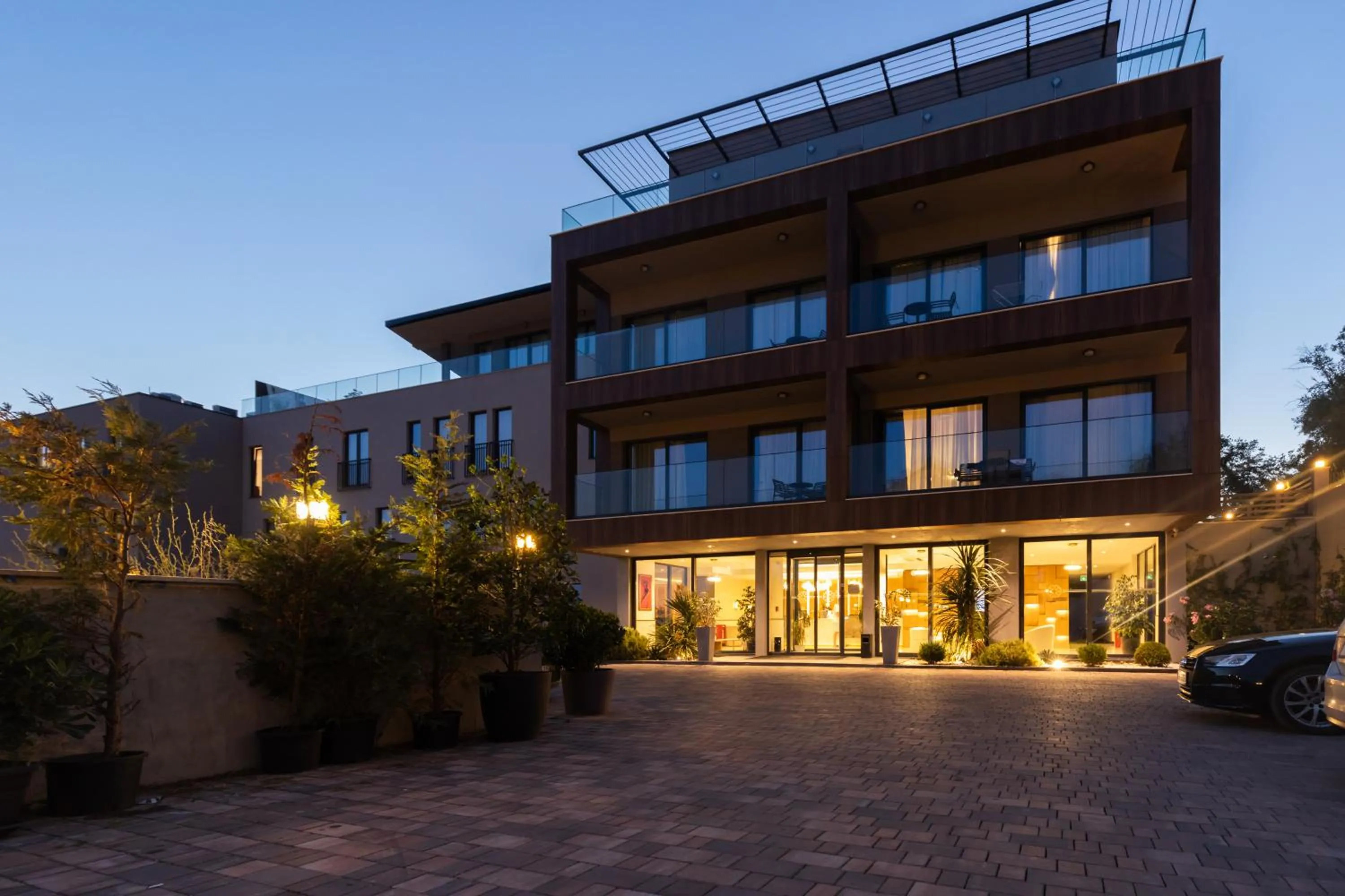 Parking in Royal Blue Resort & Residences