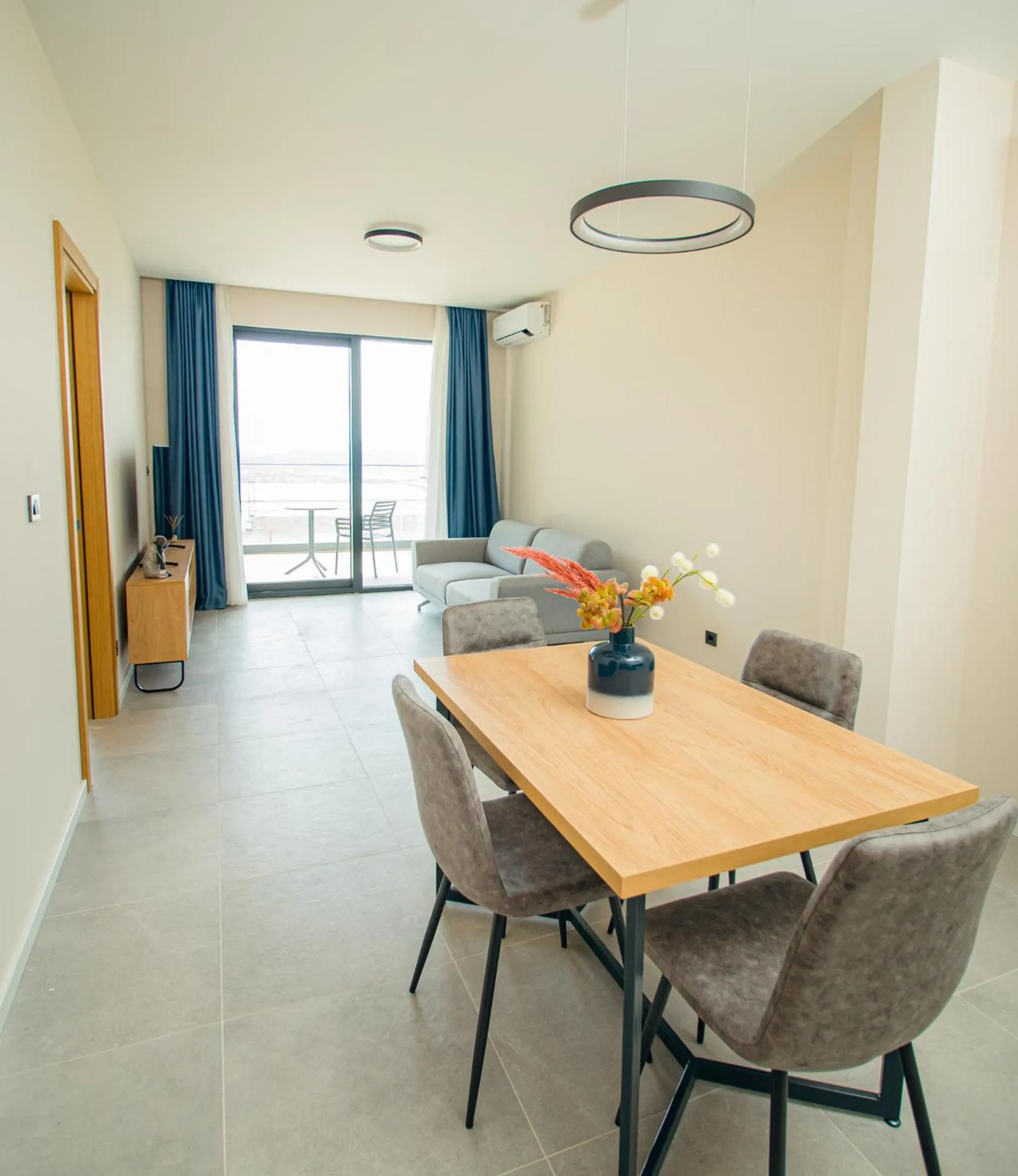 Living room in Royal Blue Resort & Residences