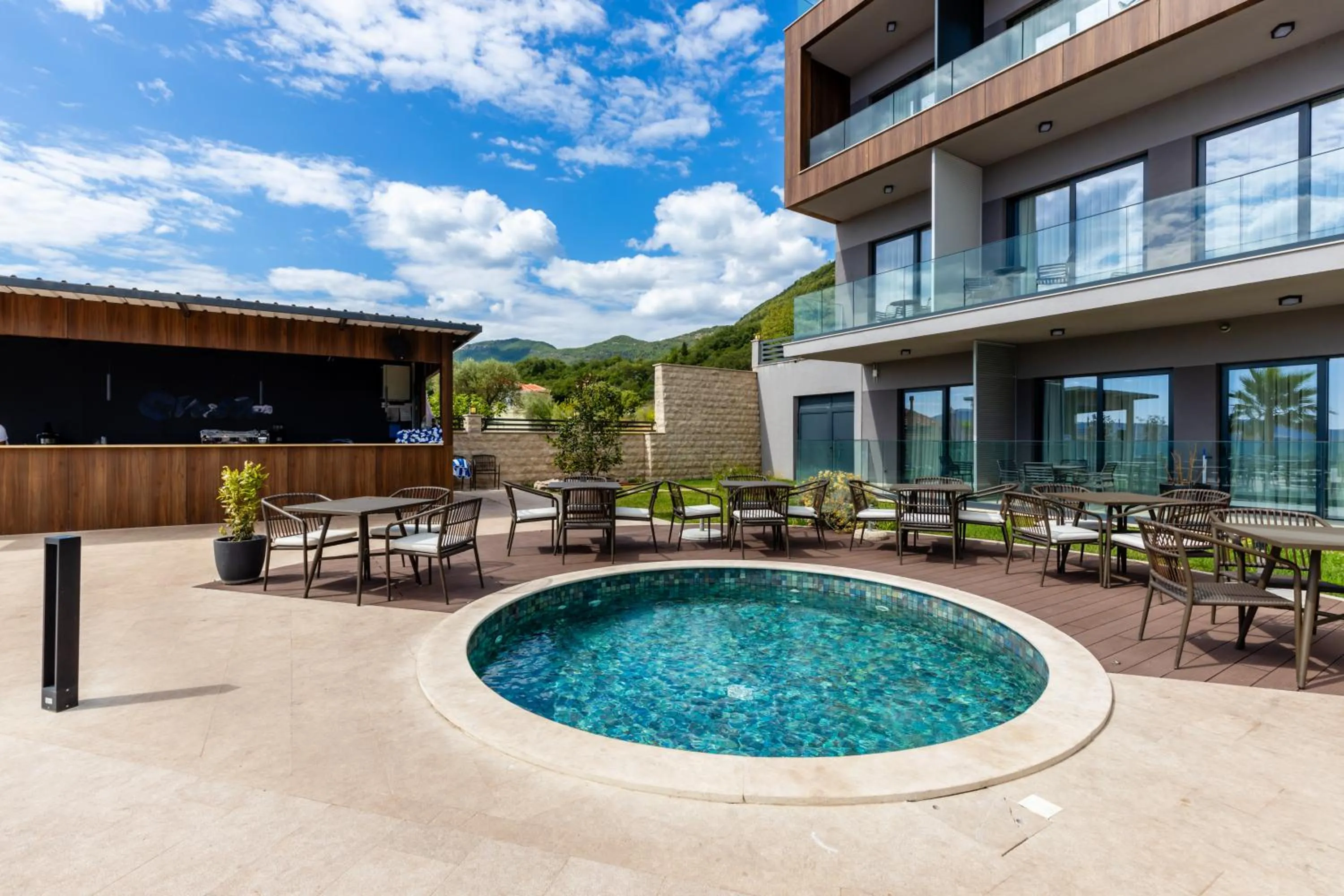 Lounge or bar in Royal Blue Resort & Residences