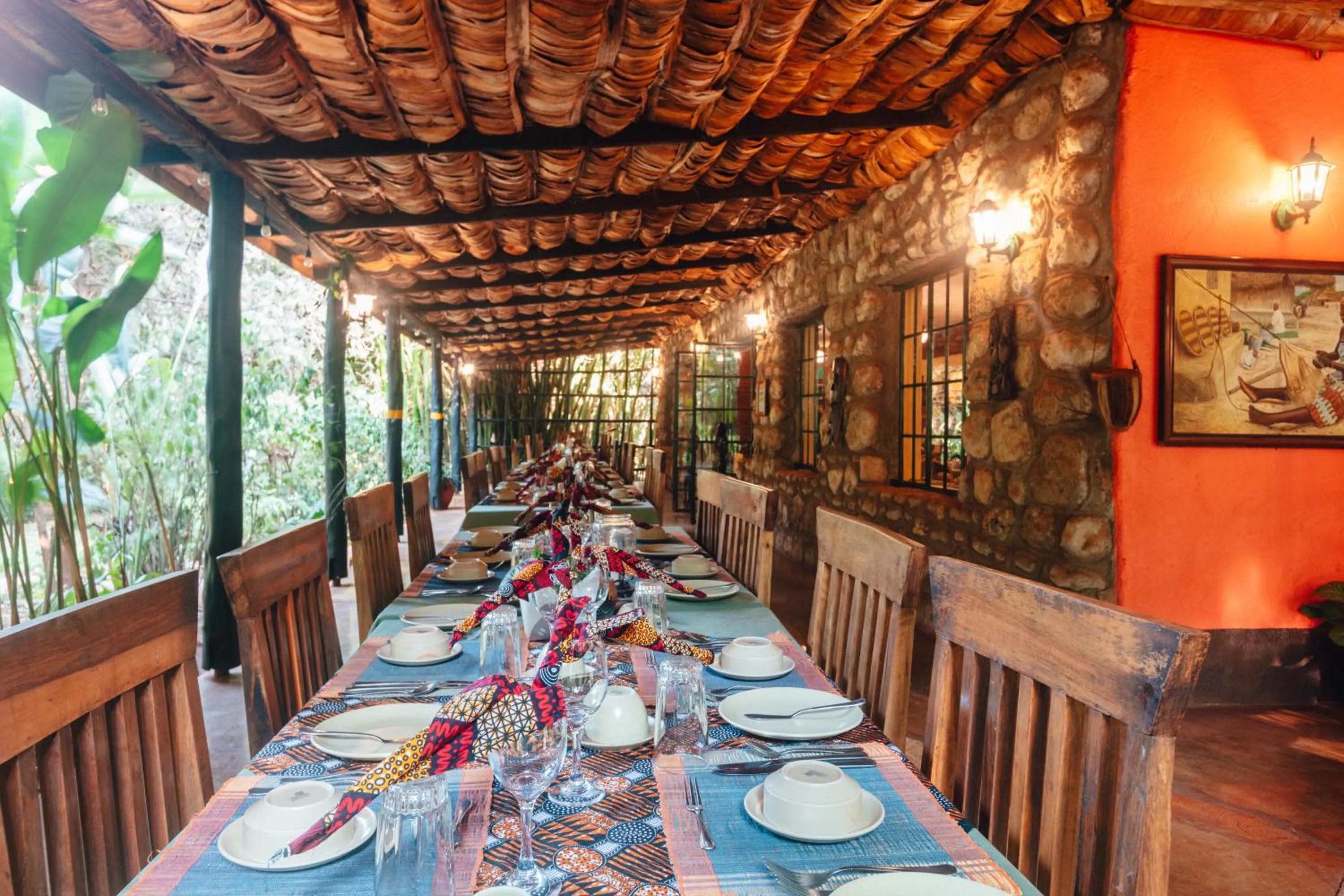 Restaurant/places to eat in Octagon Lodge