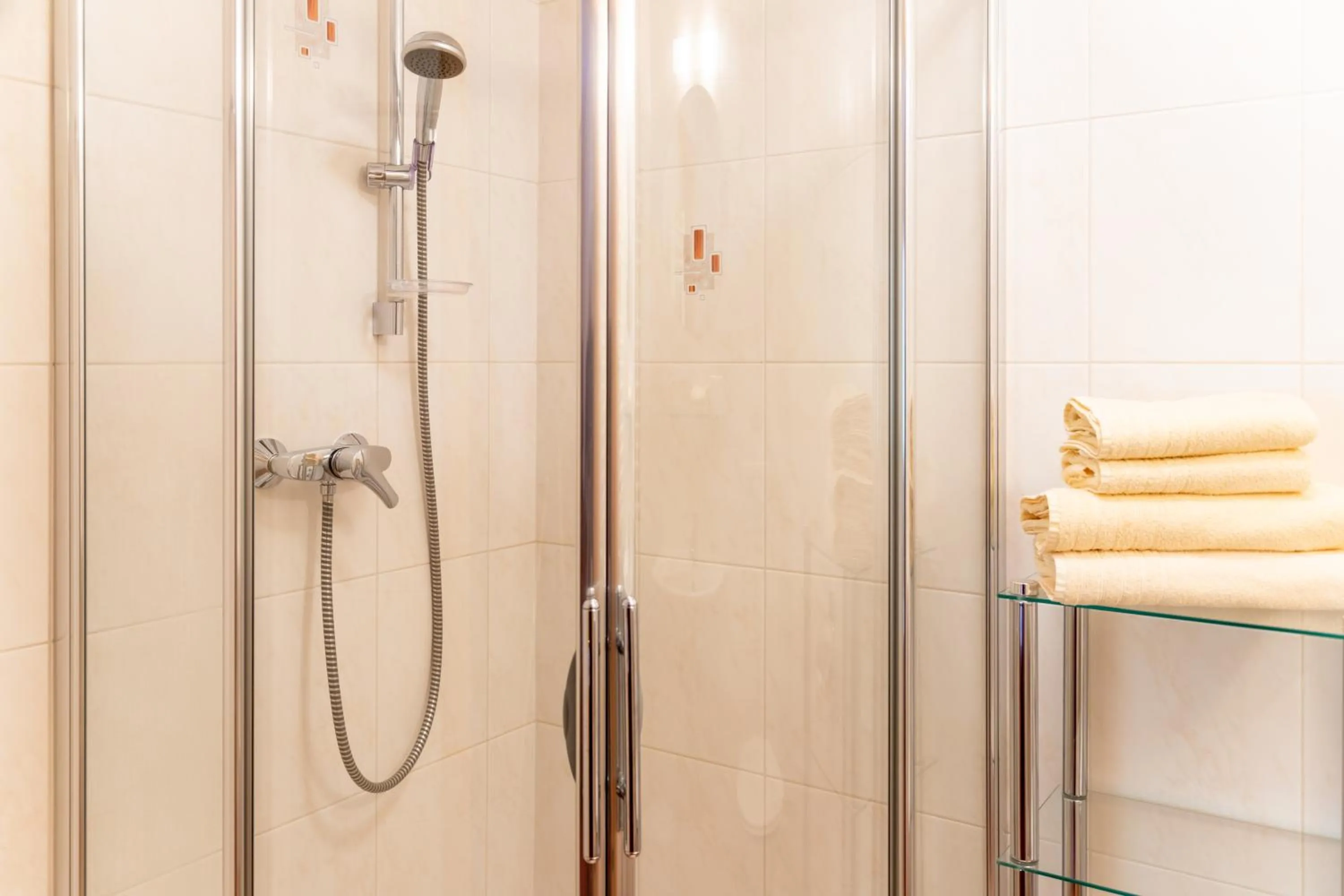 Bathroom in Frühstückspension Seeblick