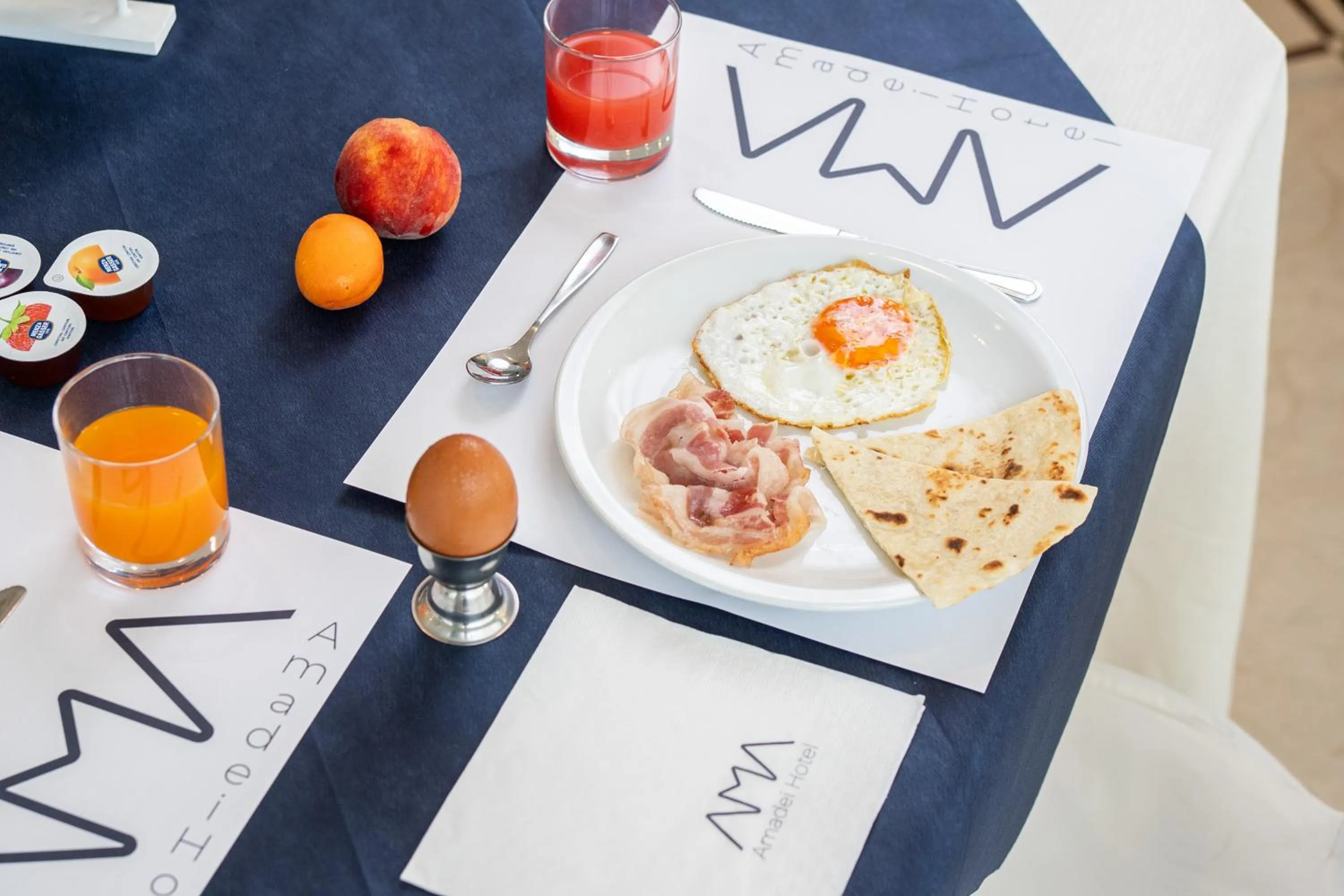 Breakfast in Amadei Hotel Promenade