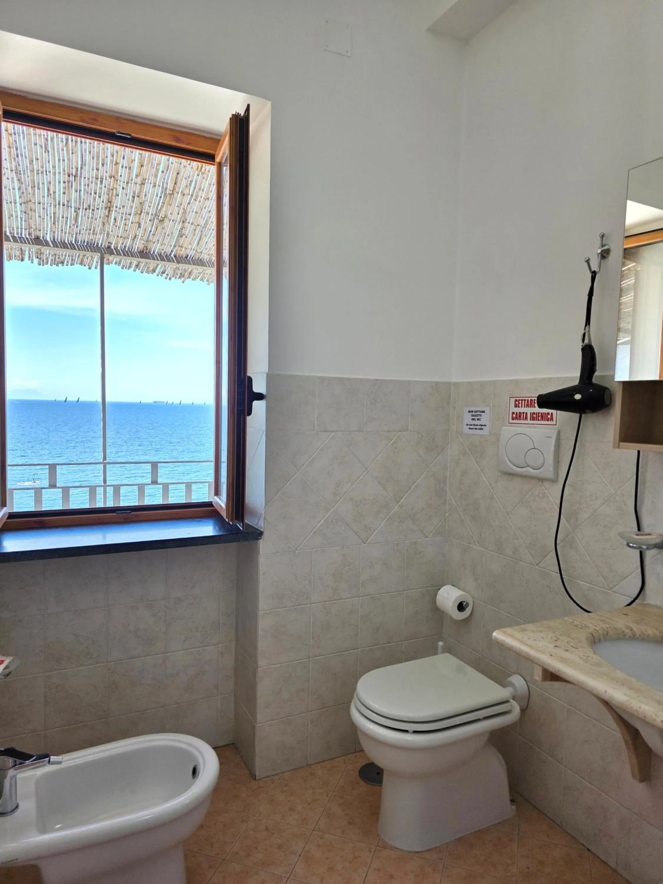 Toilet in Oasi Relais