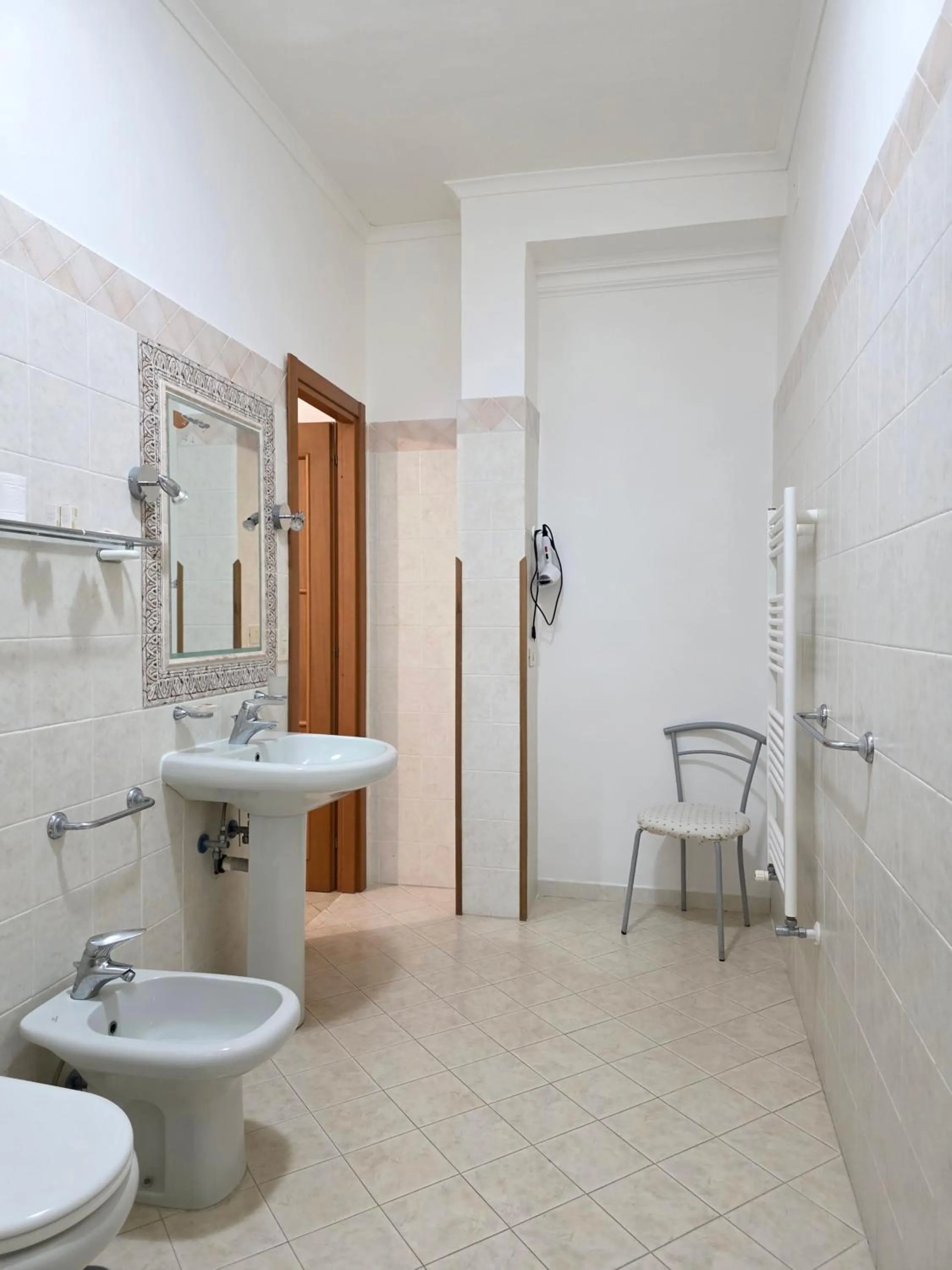 Shower in Oasi Relais