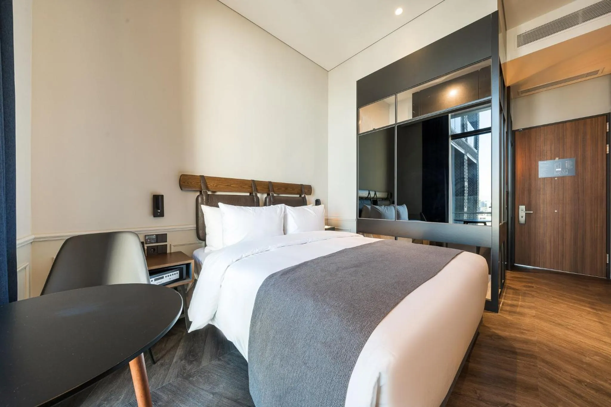 Bed in Junibino Hotel Hongdae