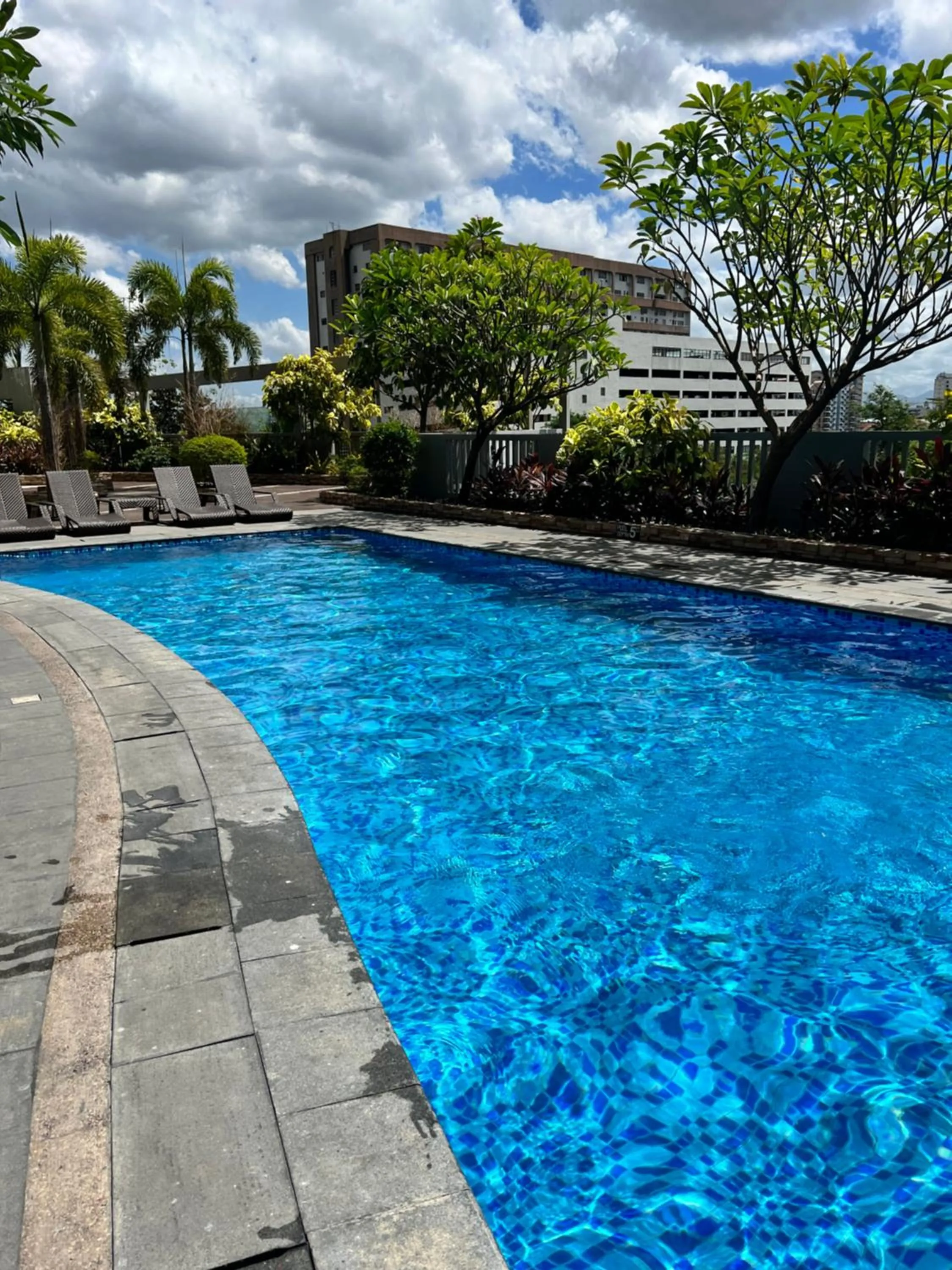 Manhattan Heights Tower D