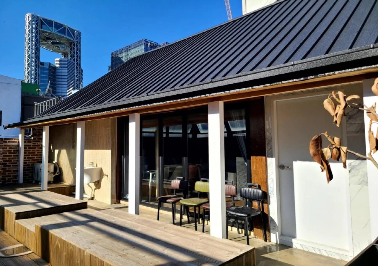 Balcony/Terrace in Woomigwan Hotel