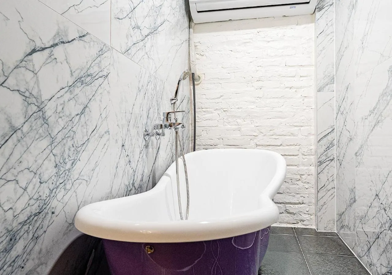 Bath in Woomigwan Hotel