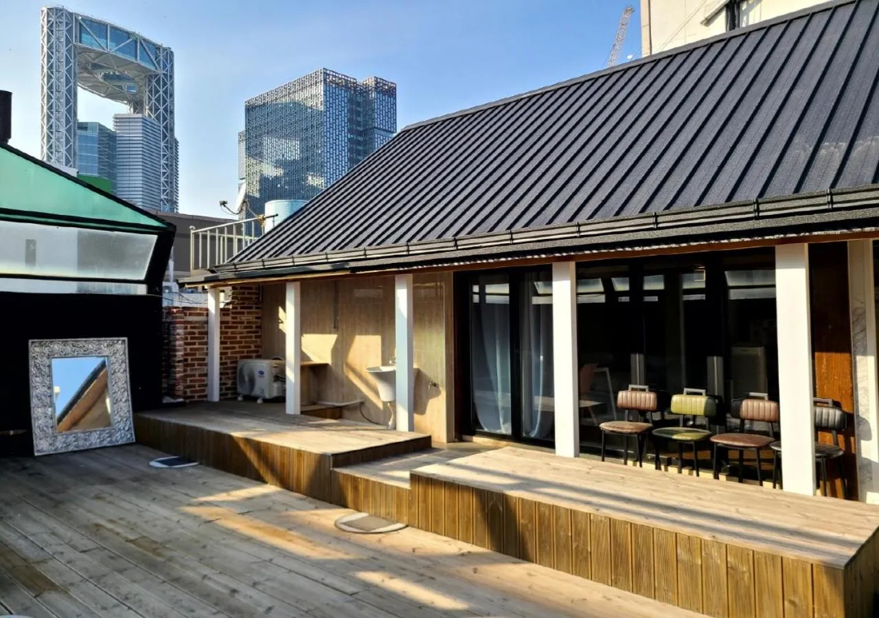 Balcony/Terrace in Woomigwan Hotel
