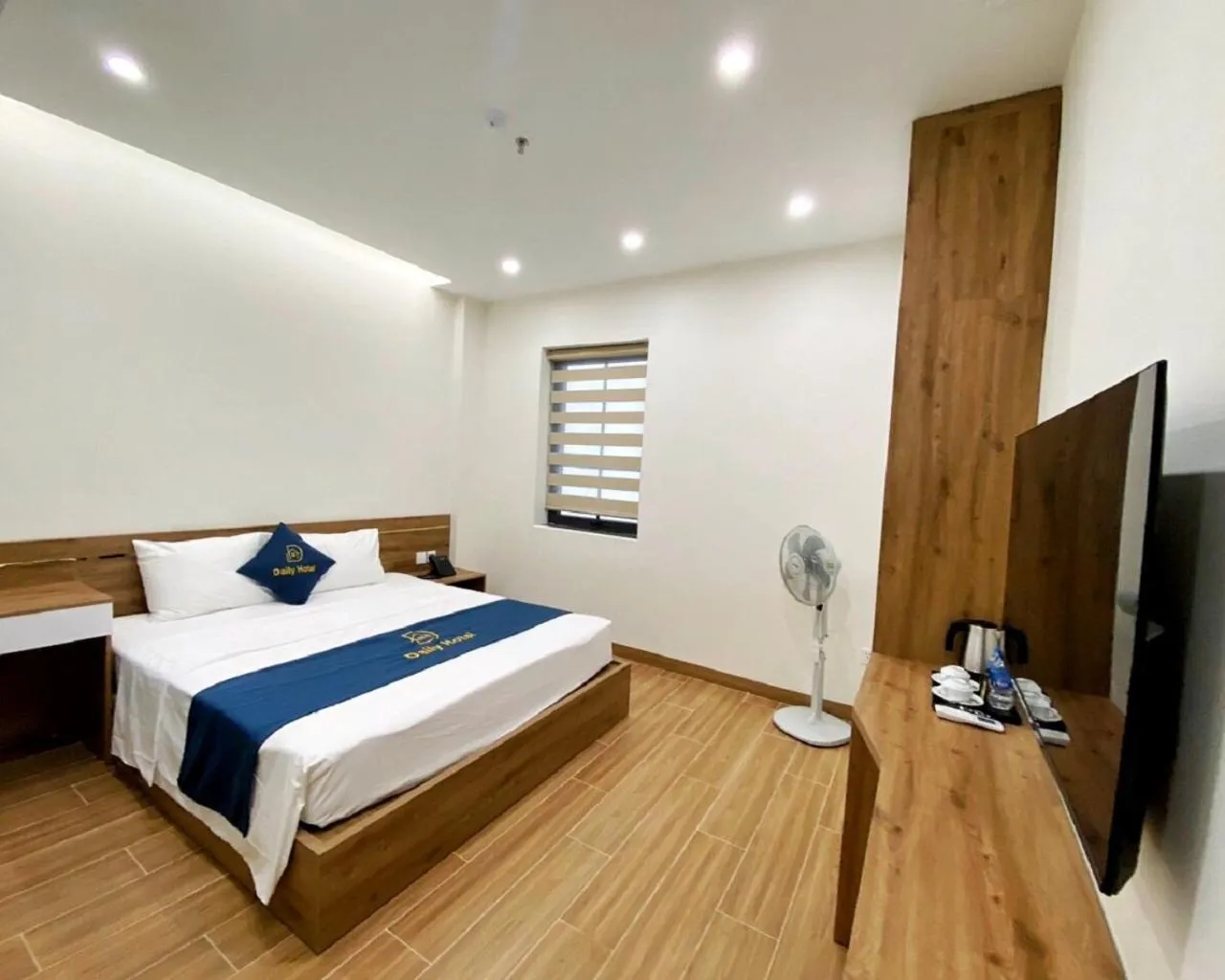 Bed in Daily Hotel Halong