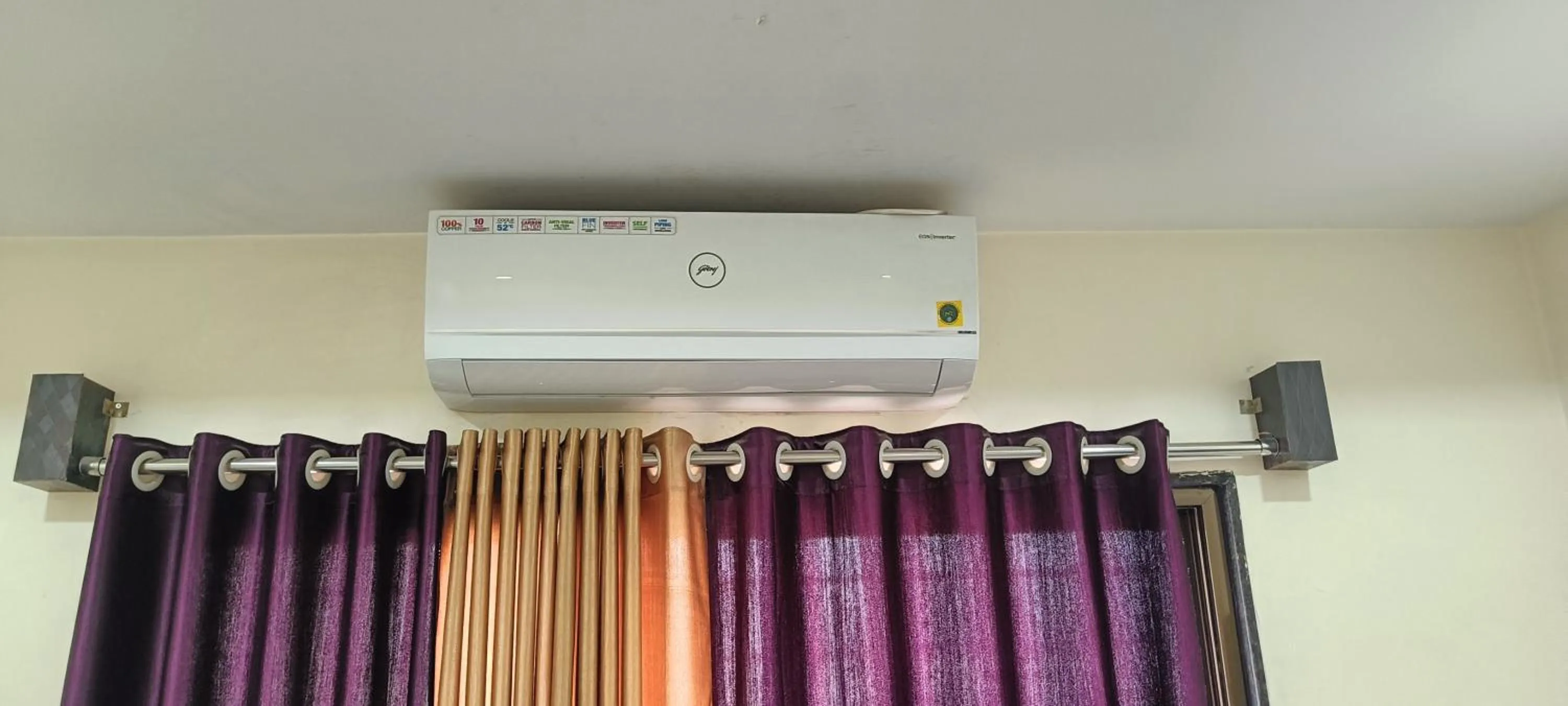 air conditioner in Hotel Sai viraj palace