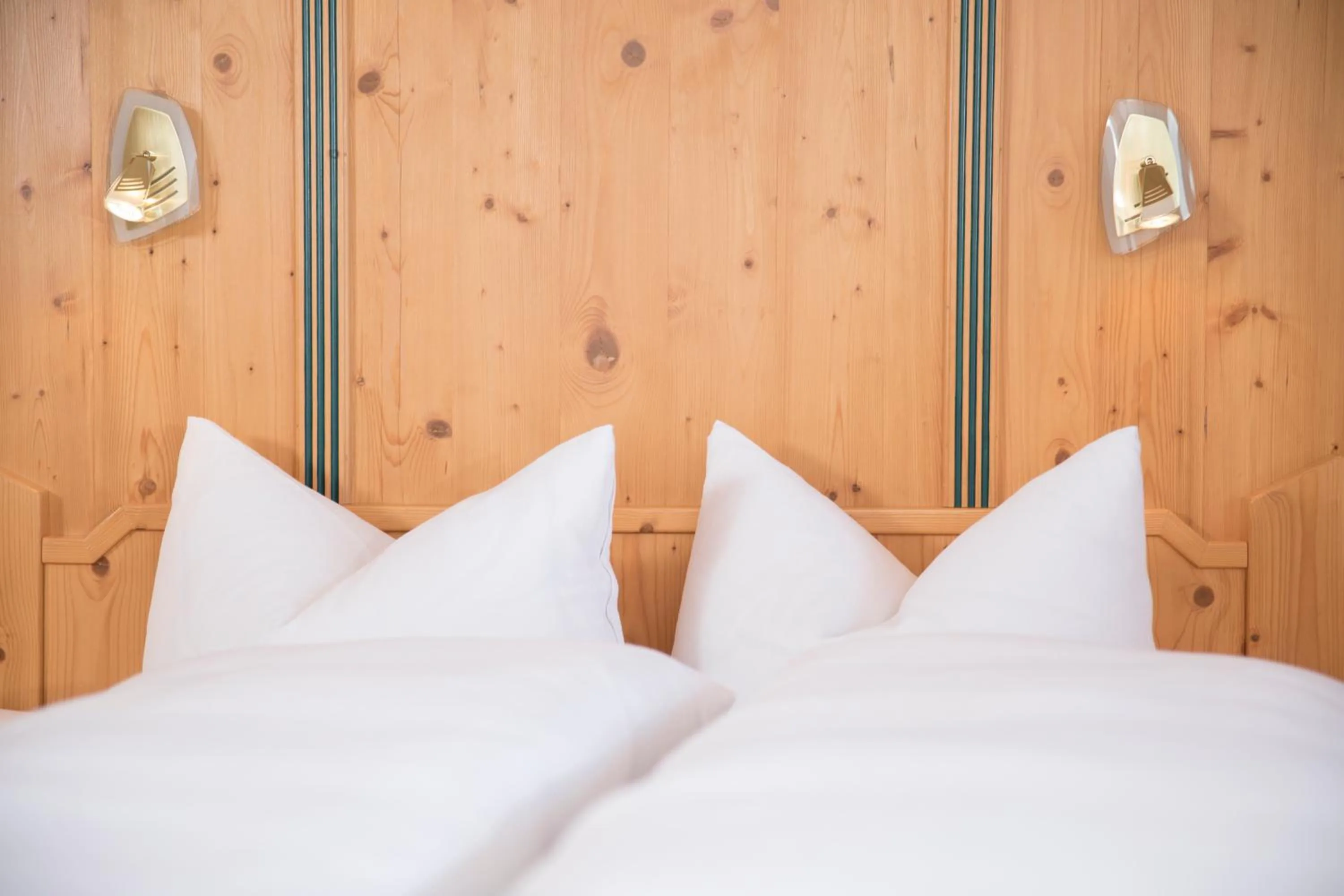 Bed in Hotel & Alpengasthof Pinzgerhof