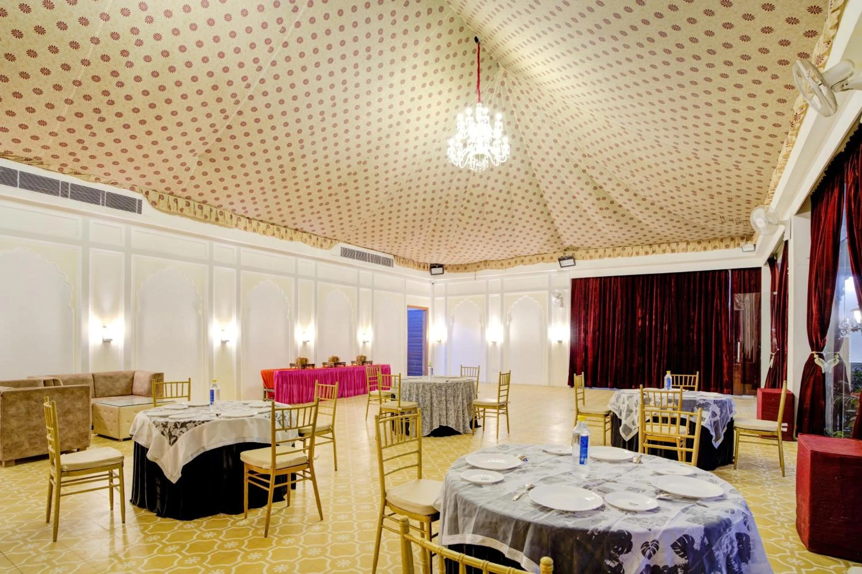 Other in Palette - Madhogarh