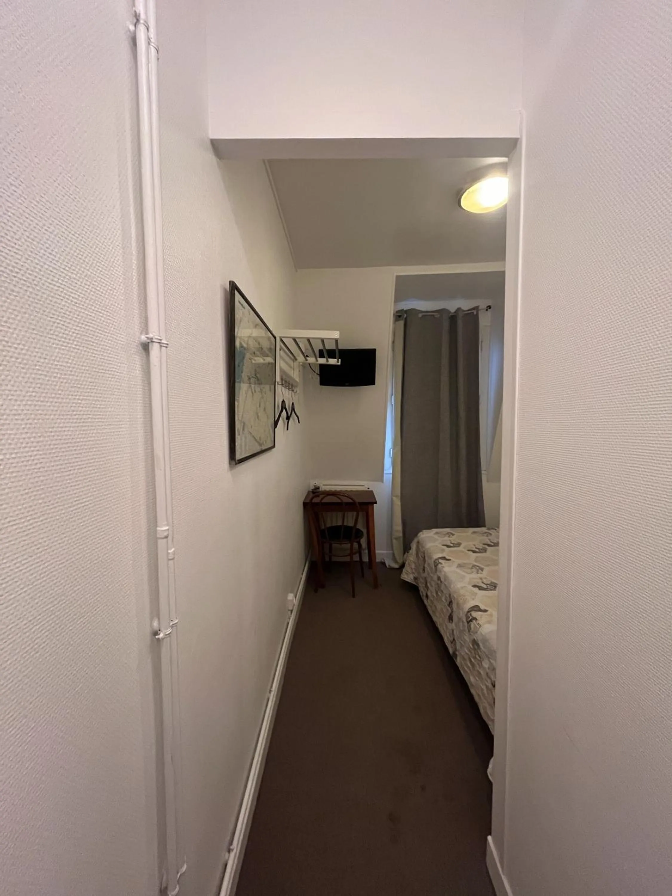 Bedroom, Bunk Bed in Ideal Hotel