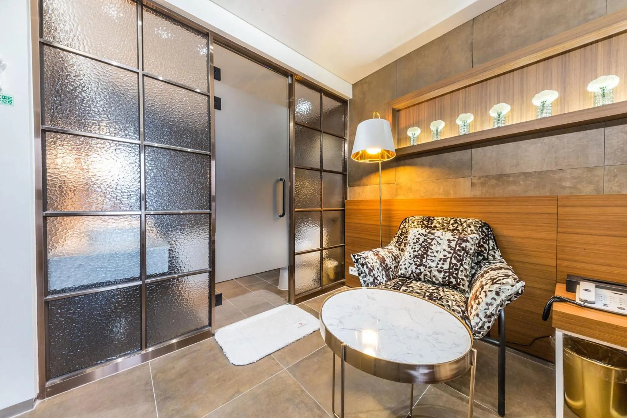 hair dresser in The Post Hotel