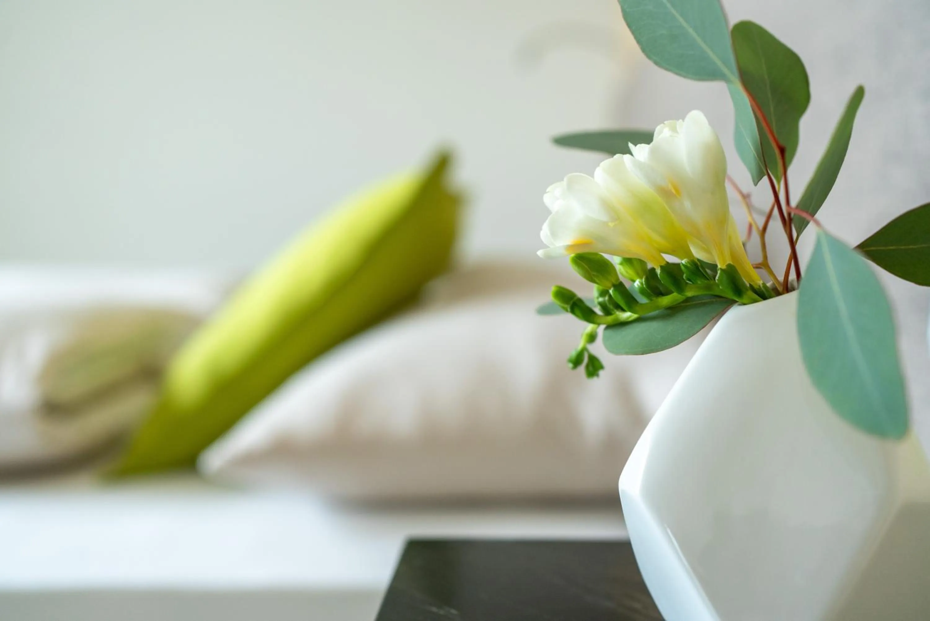 Photo of the whole room, Bed in eee Hotel Eberstalzell