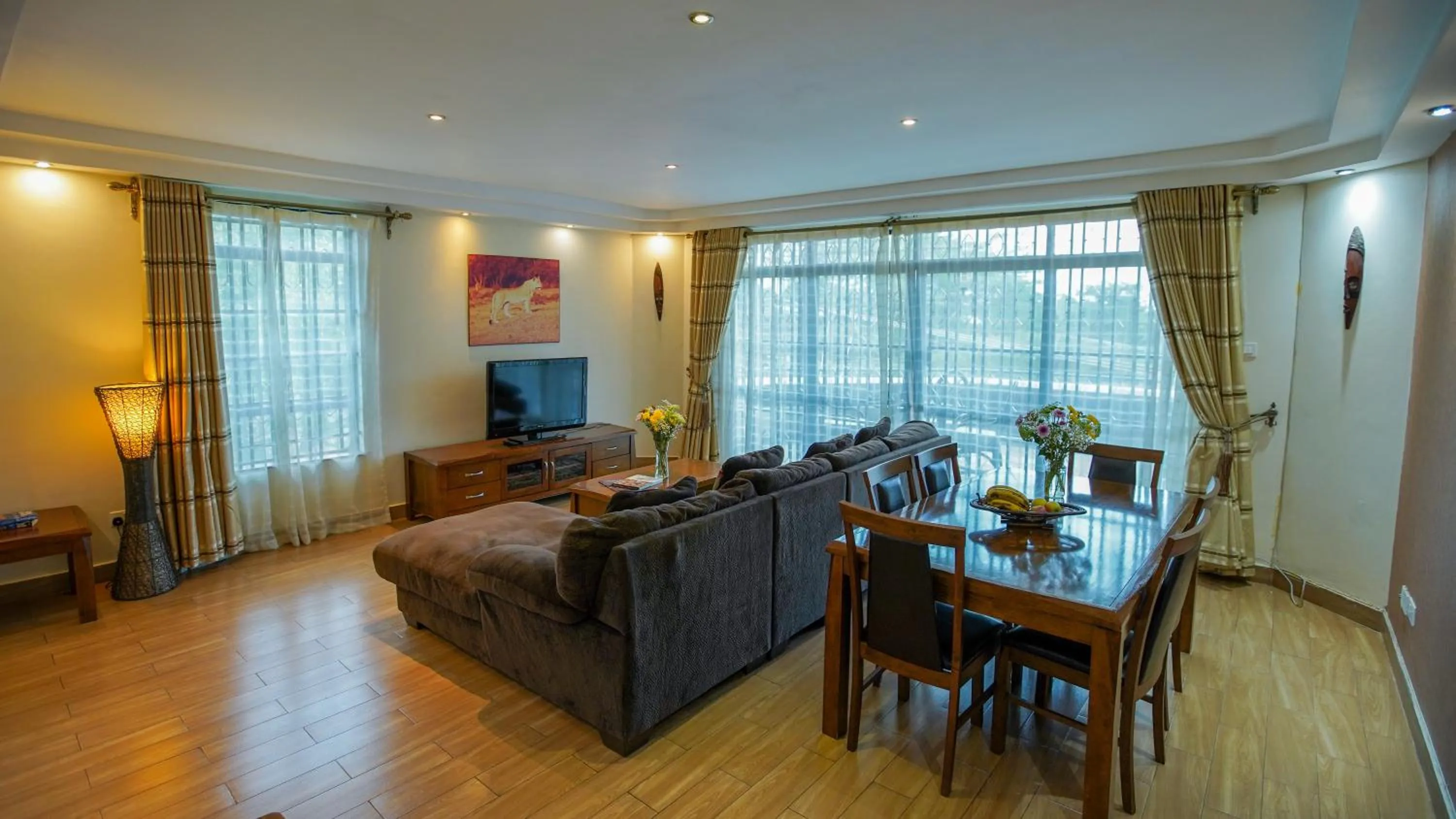 TV and multimedia in Warwick Centre