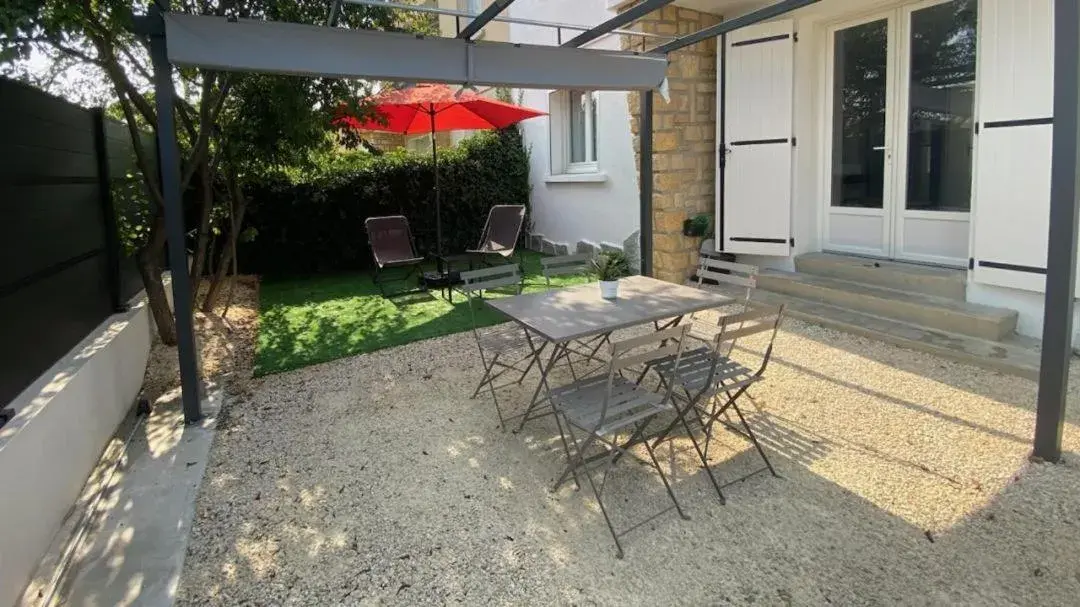 La perle de provence, appartement neuf en rez de Jardin clos, au calme, clim, salle d'eau dans chaque chambre, à 900m du centre de Nyons La perle de provence, appartement neuf en rez de Jardin clos, au calme, clim, salle d'eau dans chaque chambre, à 900m du centre de Nyons