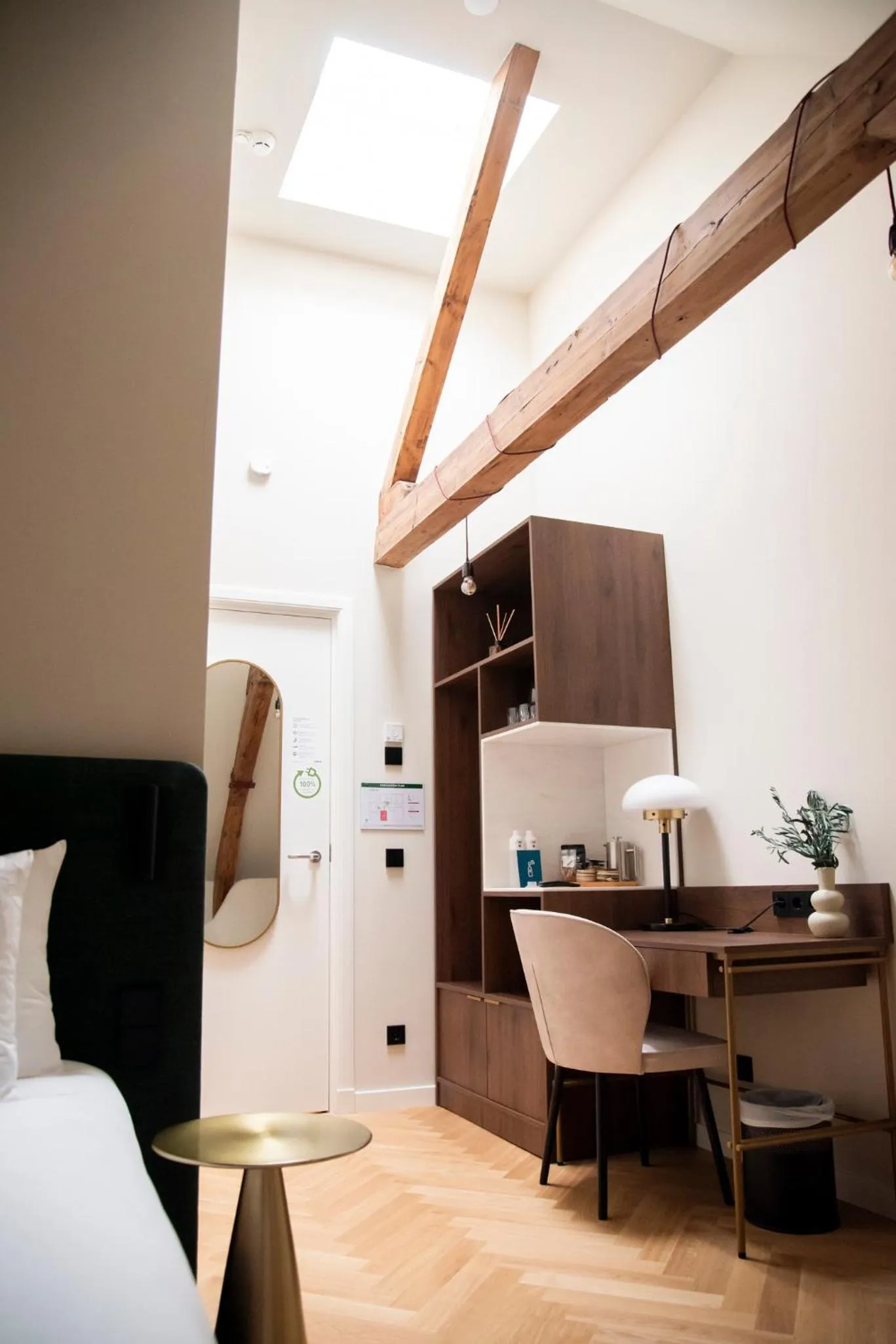 Bedroom, Bed in Bob W Oosterpark