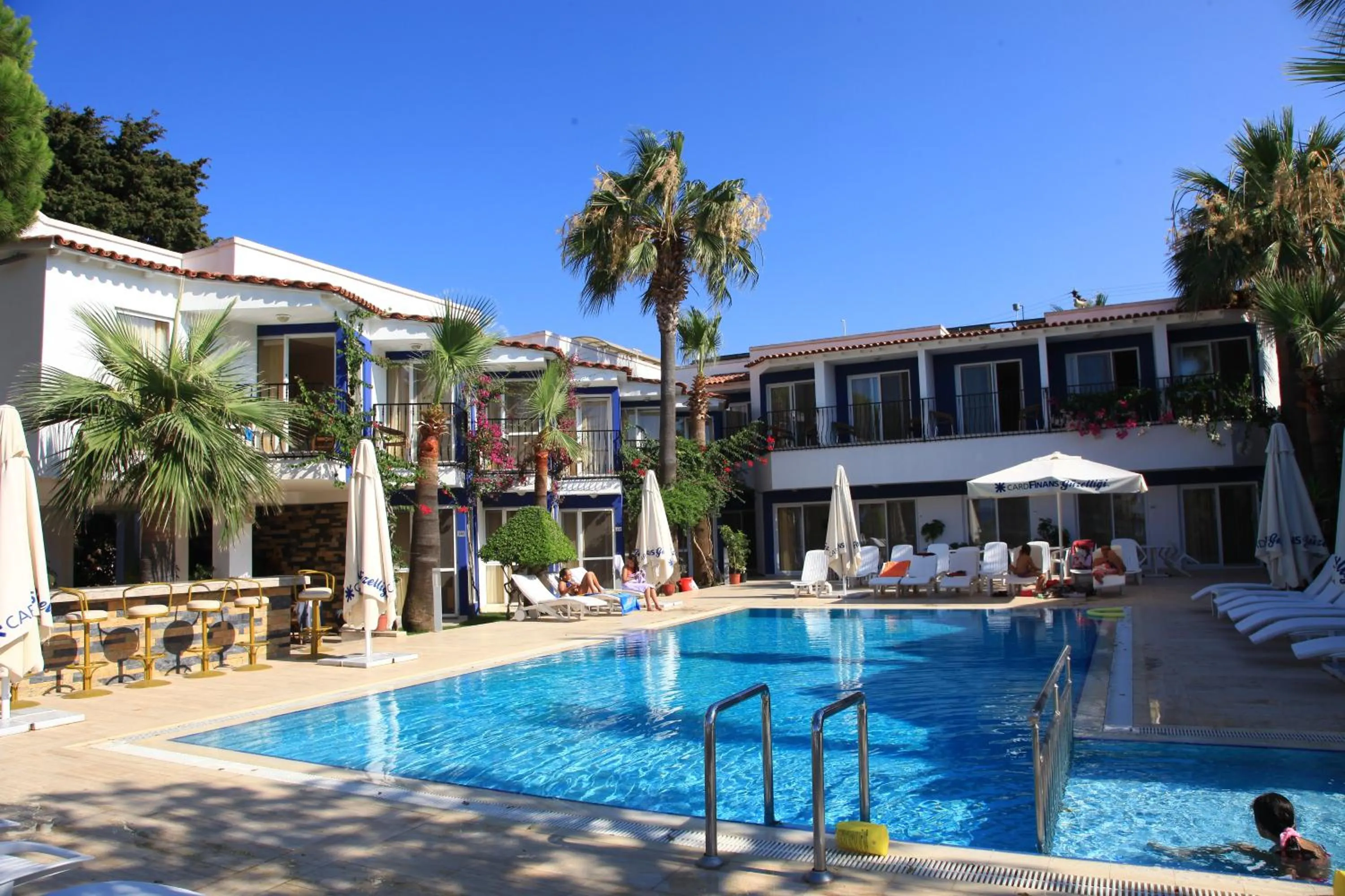 Day in Catamaran Hotel