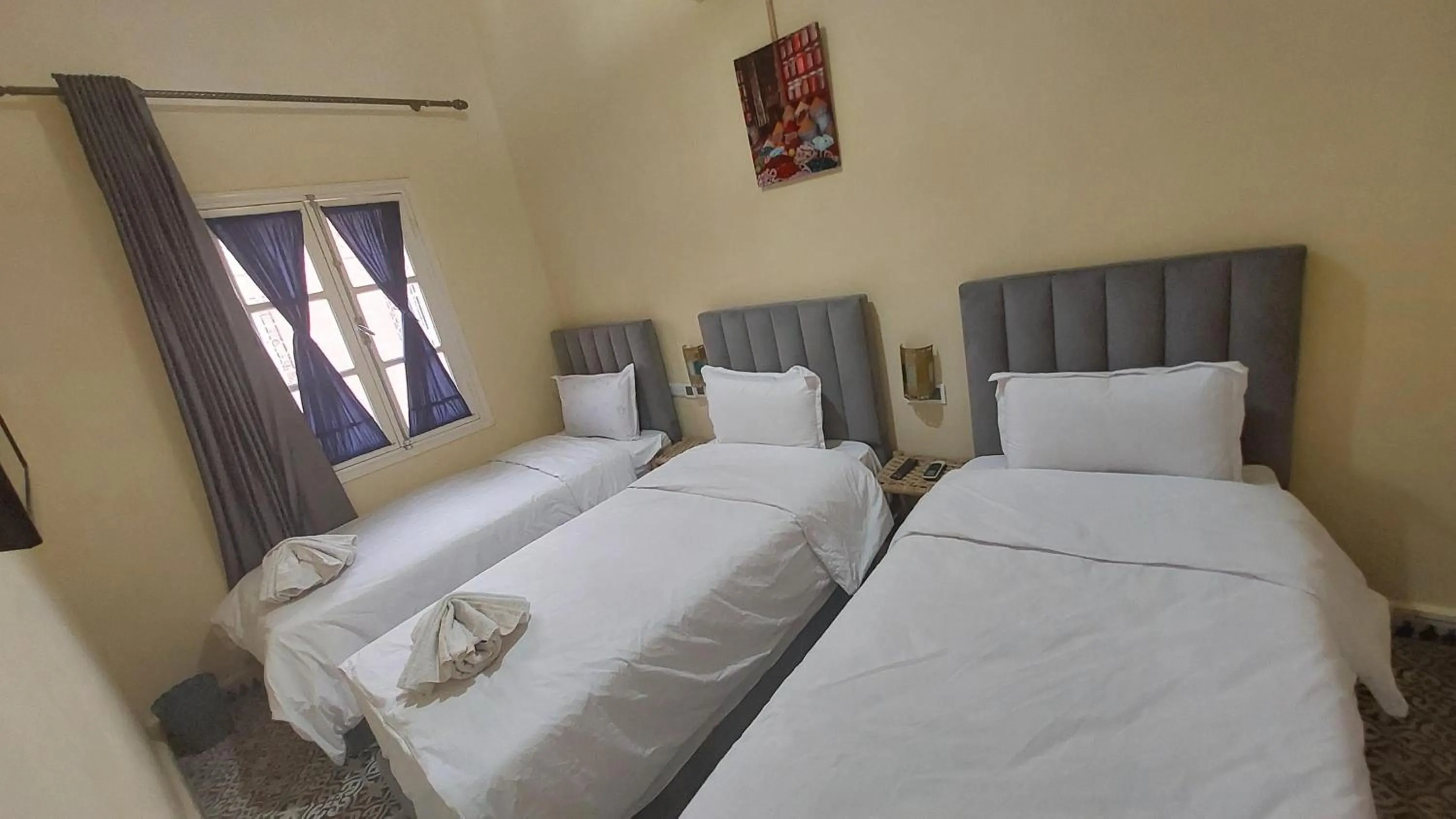 Bedroom, Bed in Hotel Mentaga