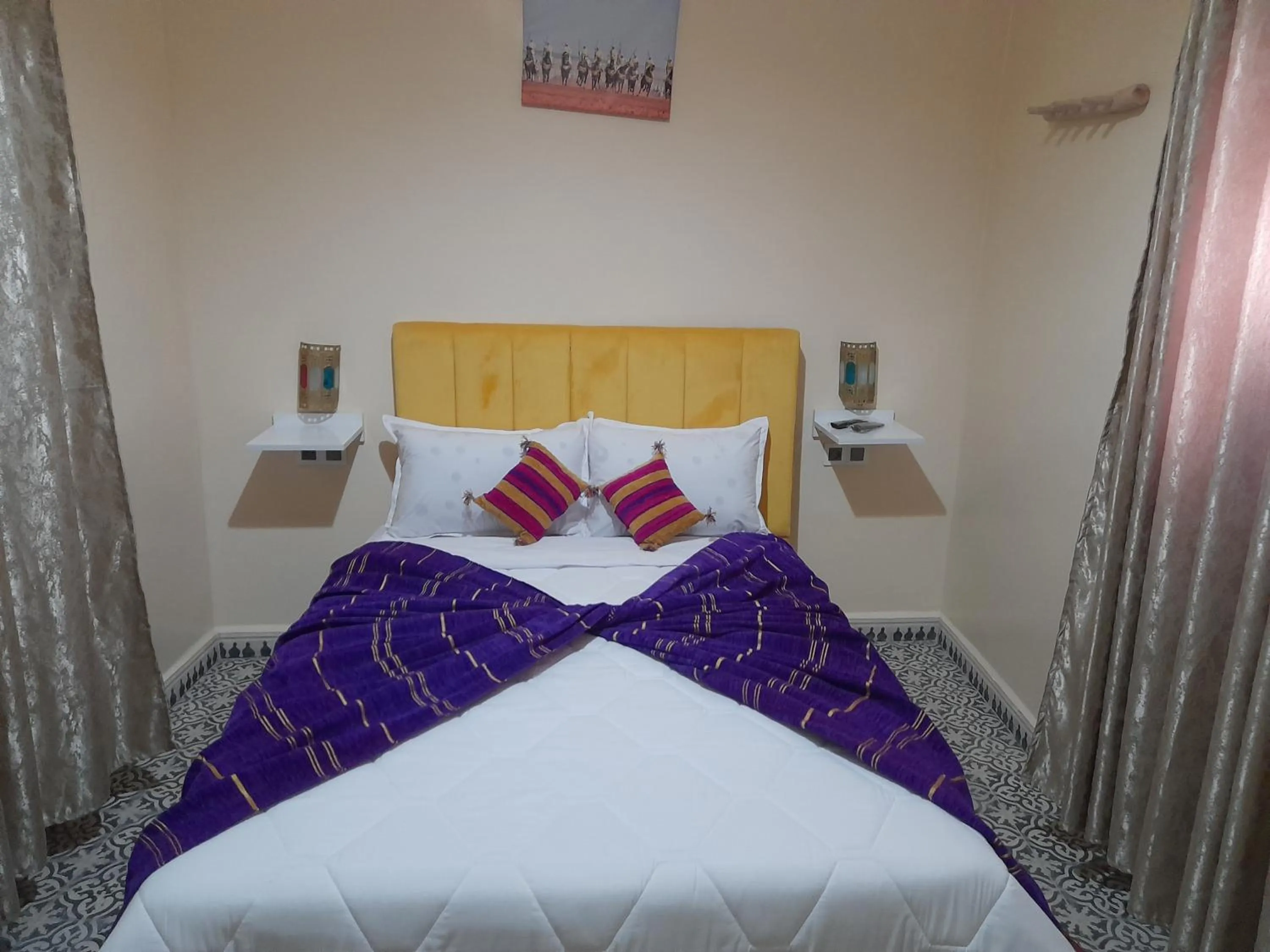 Bedroom, Bed in Hotel Mentaga