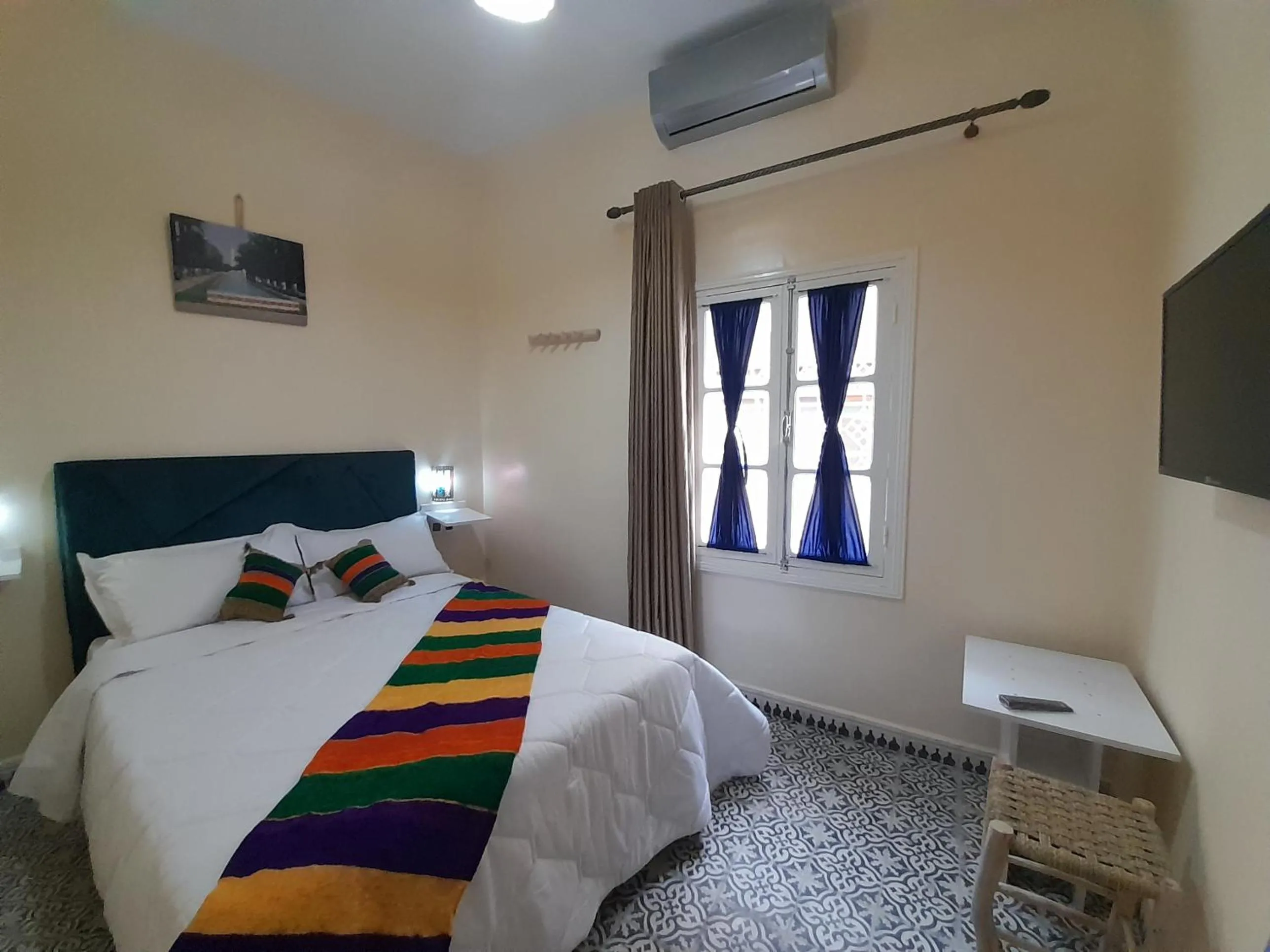 Bedroom, Bed in Hotel Mentaga