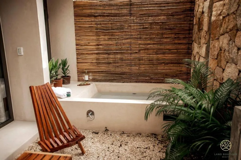 Jungle hideaway 2BR/plunge pool