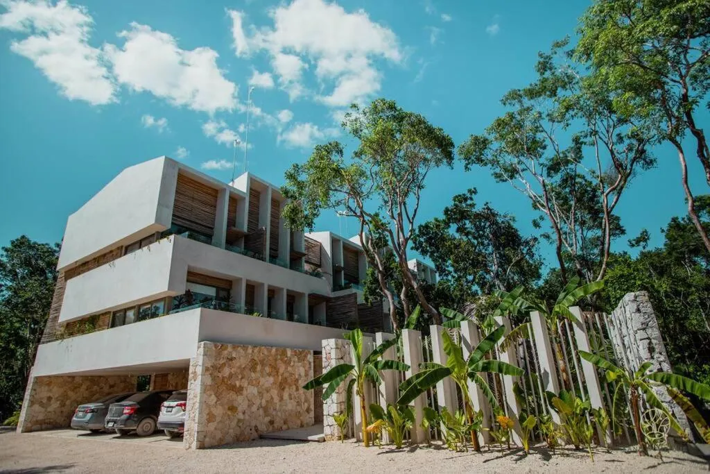 Jungle hideaway 2BR/plunge pool