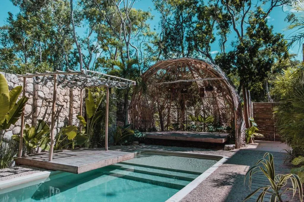 Jungle hideaway 2BR/plunge pool