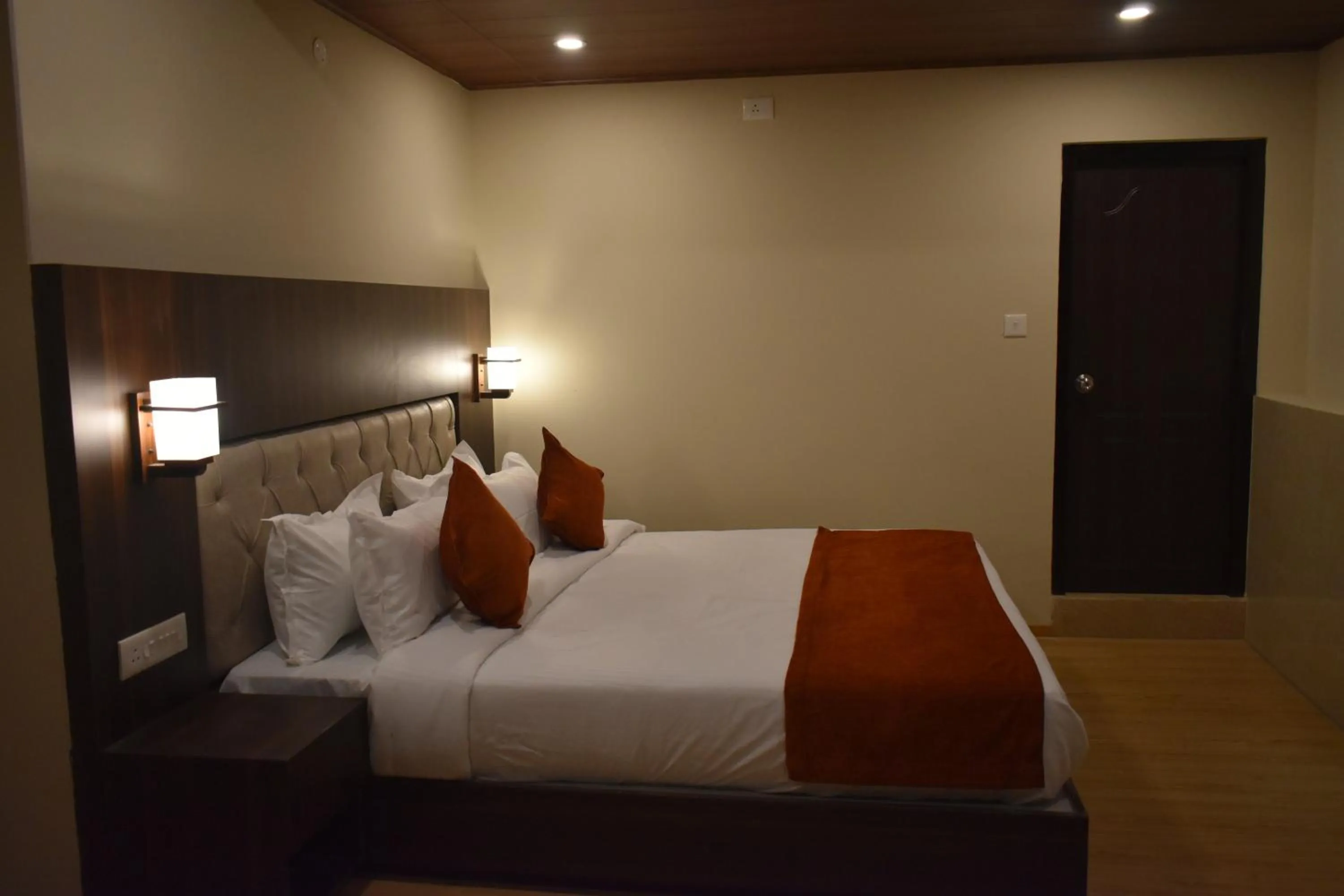 Bed in Keswani Group Tashi Heritage Hotel & Resort