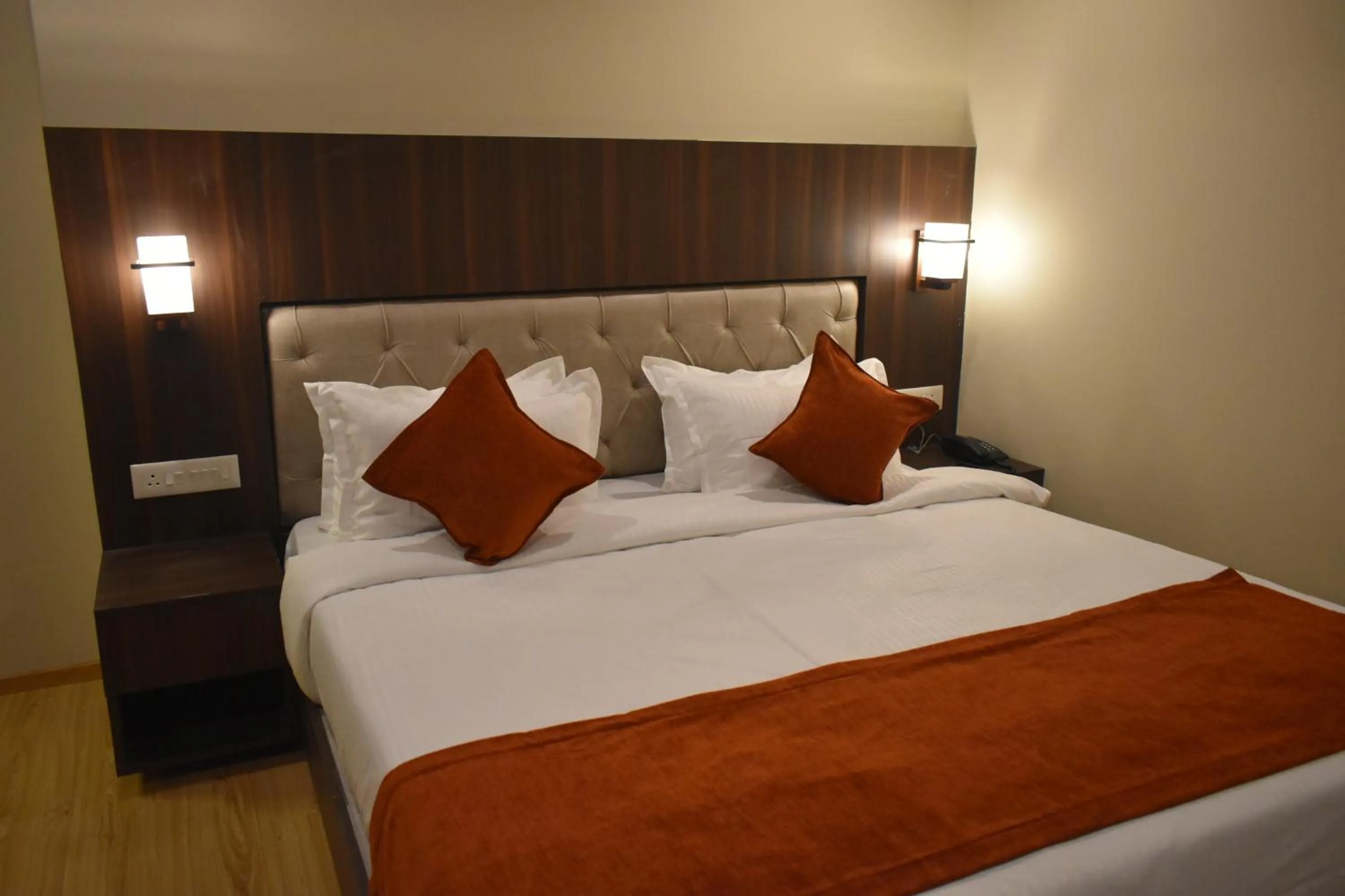 Bed in Keswani Group Tashi Heritage Hotel & Resort