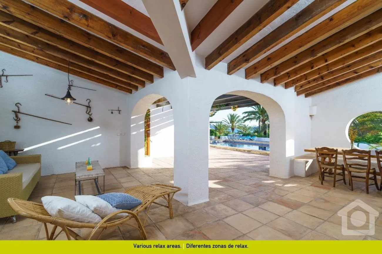 Balcony/Terrace in SolHabitat Villa La Andana