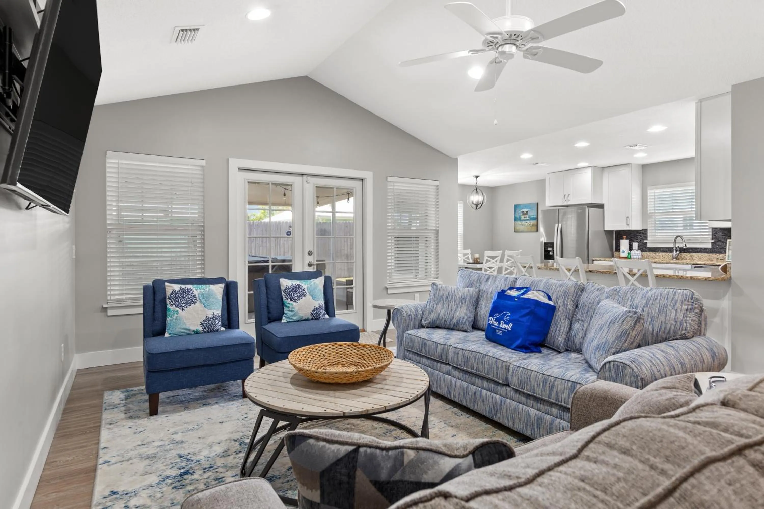 Living room in 3BD, 2BA Home! Family Friendly! Close to Beach! HOT TUB!